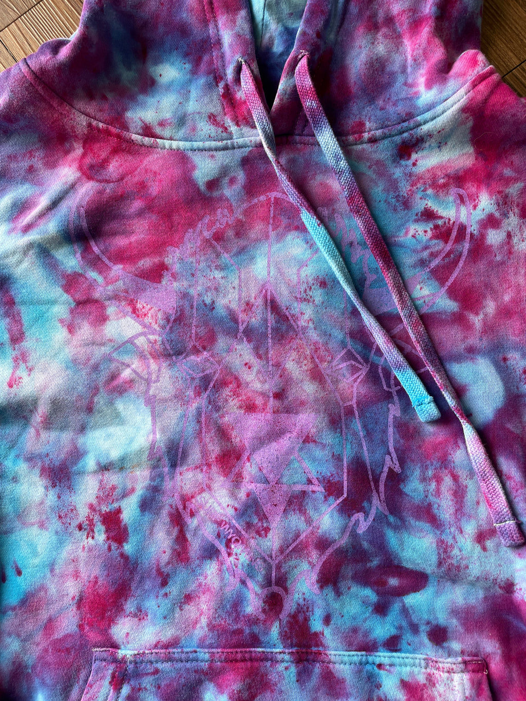 SMALL Men’s Surf Wyoming Galaxy Dye Tie Dye Sweatshirt | Geo Bison Blue and Purple Space Ice Dye Tie Dye Hoodie