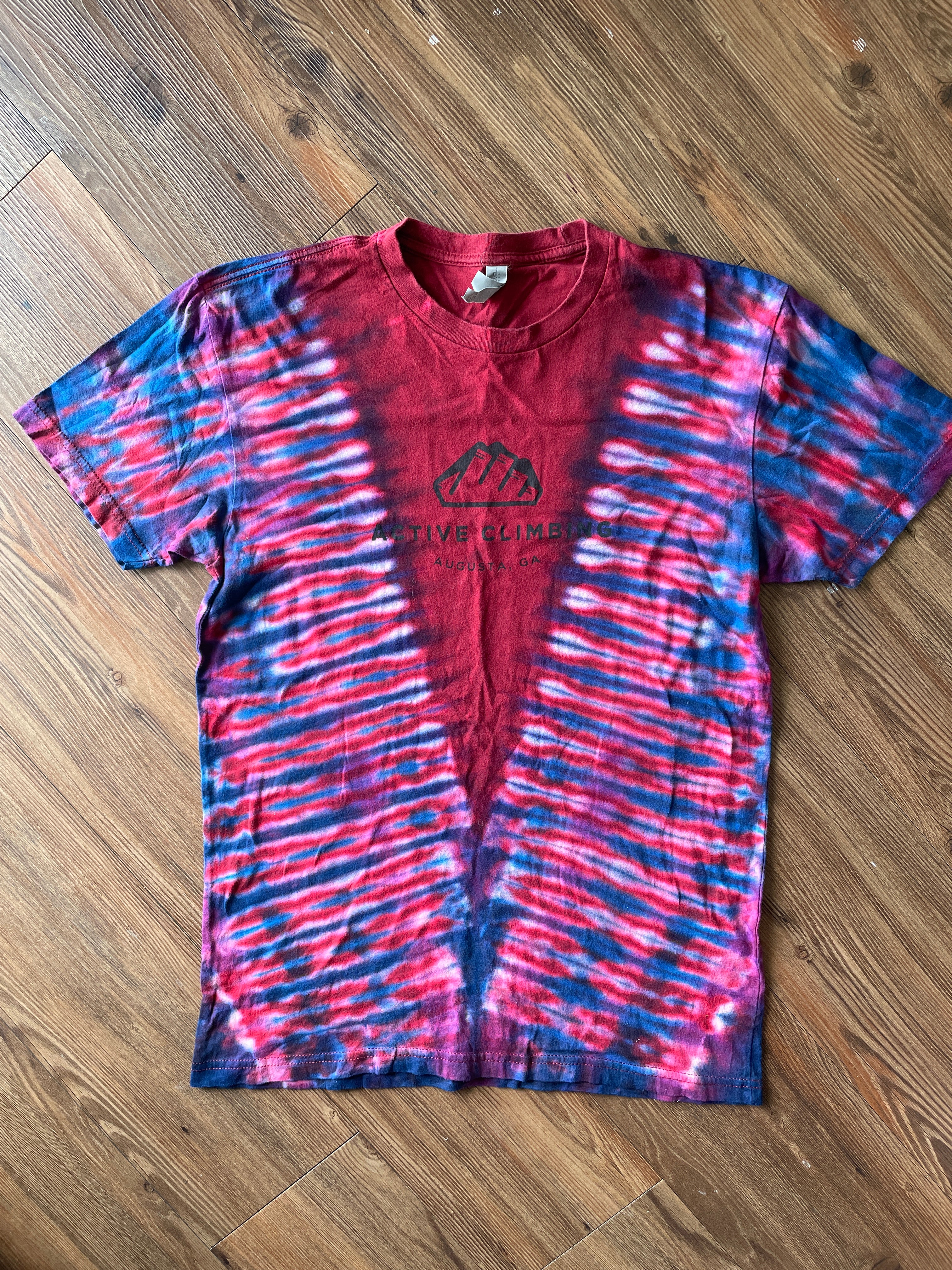 MEDIUM Men’s Active Climbing Gym Tie Dye T-Shirt | Athens Georgia Climbing Red and Black Reverse Tie Dye Short Sleeve