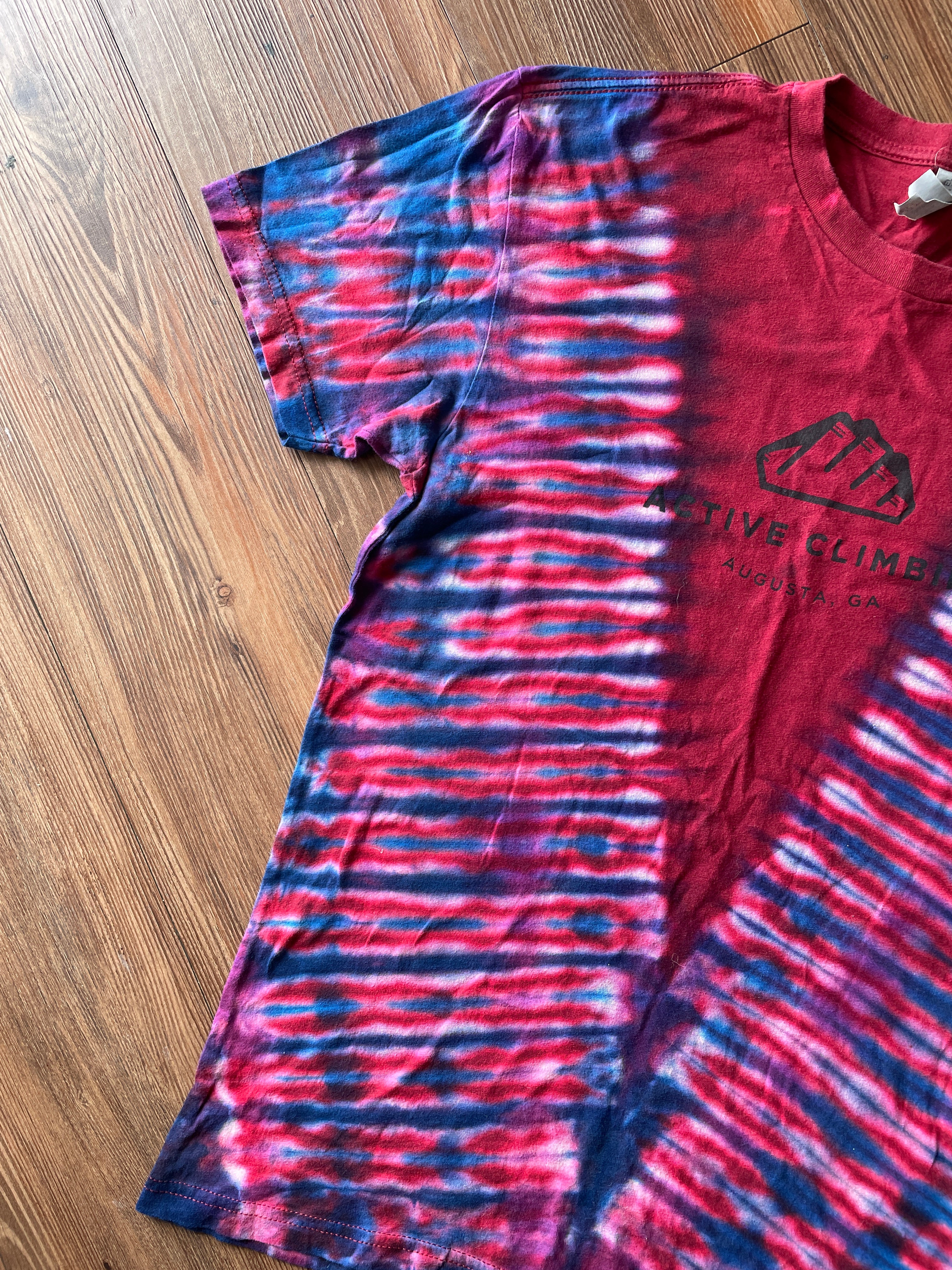 MEDIUM Men’s Active Climbing Gym Tie Dye T-Shirt | Athens Georgia Climbing Red and Black Reverse Tie Dye Short Sleeve