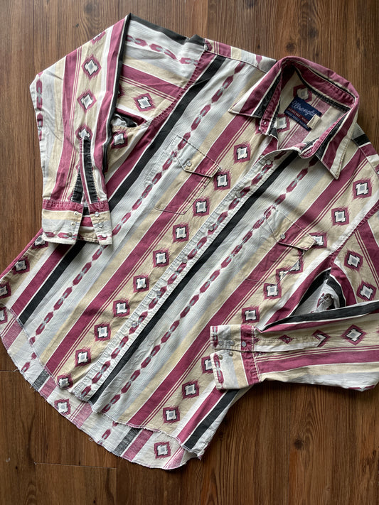 Men's Medium Vintage Pink and White Wrangler Western Pearl Snap