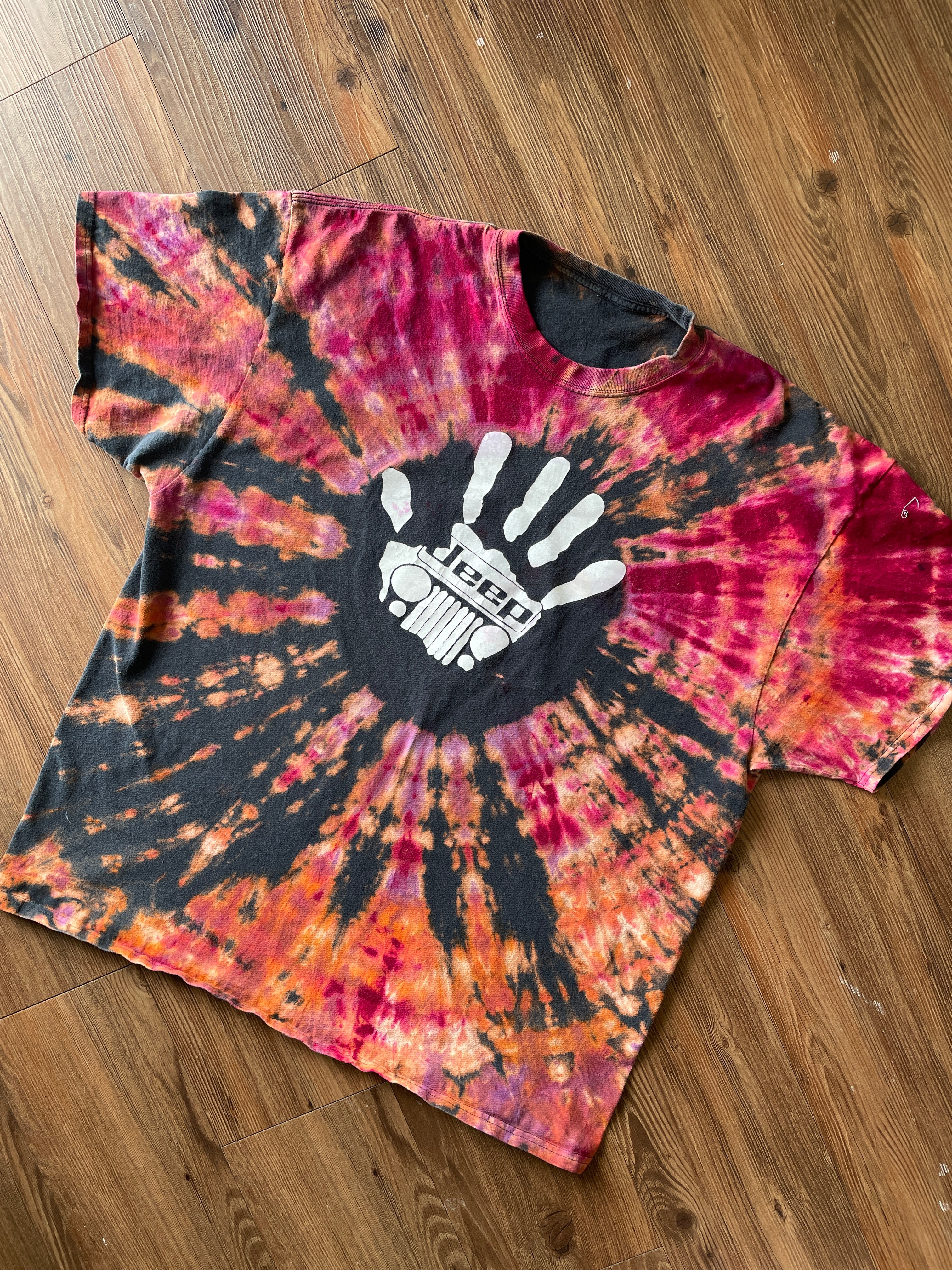 2XL Men’s Jeep Wave Tie Dye T-Shirt | Red and Orange Sunburst Reverse Tie Dye Short Sleeve