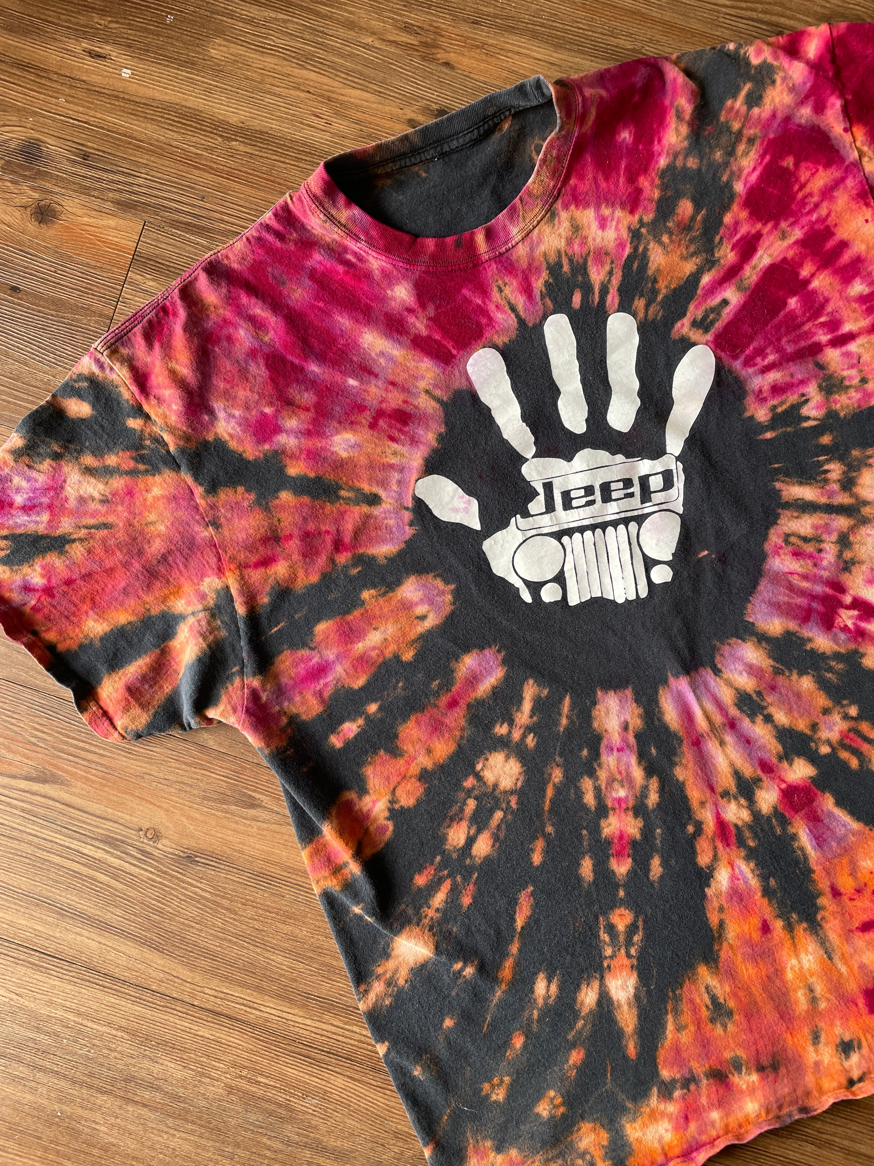 2XL Men’s Jeep Wave Tie Dye T-Shirt | Red and Orange Sunburst Reverse Tie Dye Short Sleeve