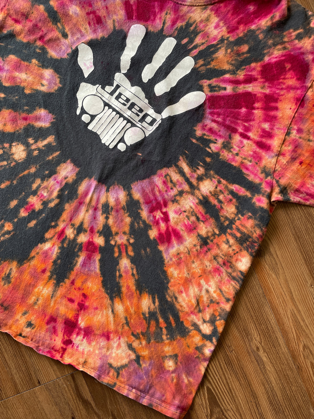 2XL Men’s Jeep Wave Tie Dye T-Shirt | Red and Orange Sunburst Reverse Tie Dye Short Sleeve