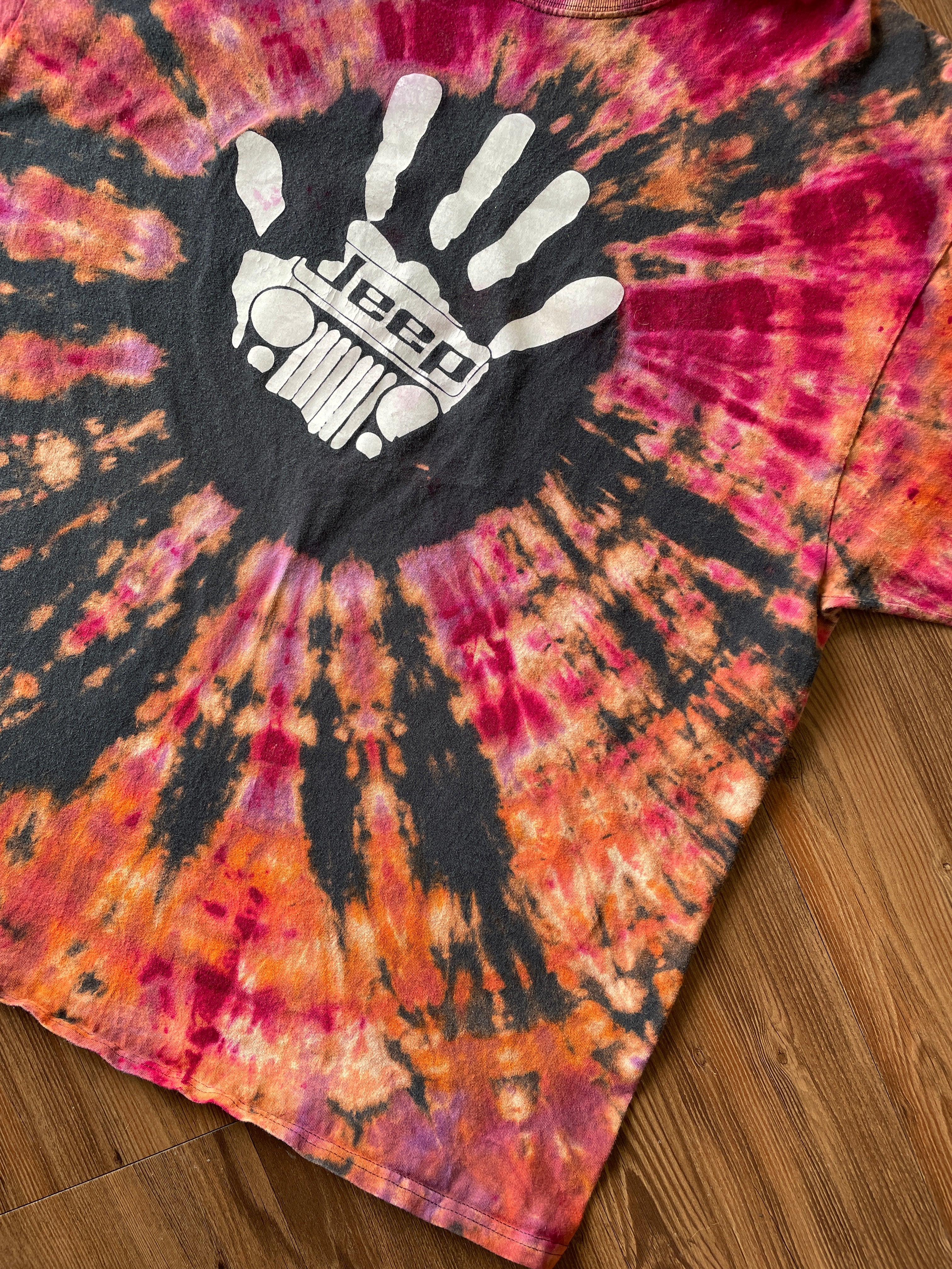 2XL Men’s Jeep Wave Tie Dye T-Shirt | Red and Orange Sunburst Reverse Tie Dye Short Sleeve