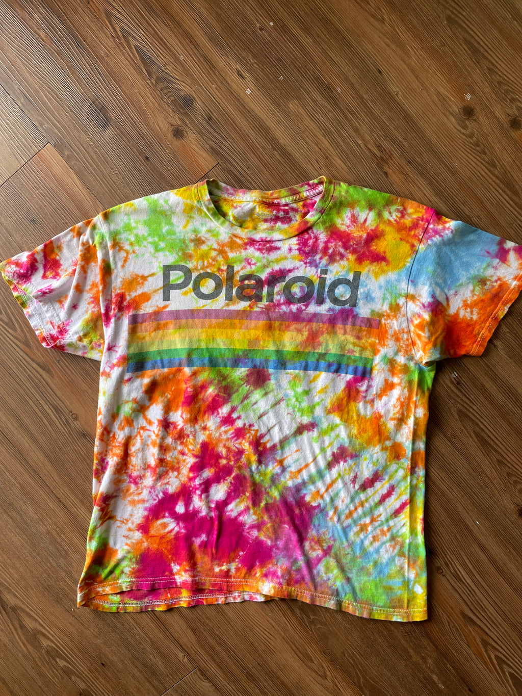 LARGE Men’s Polaroid Tie Dye T-Shirt | Rainbow Crumpled Tie Dye Short Sleeve
