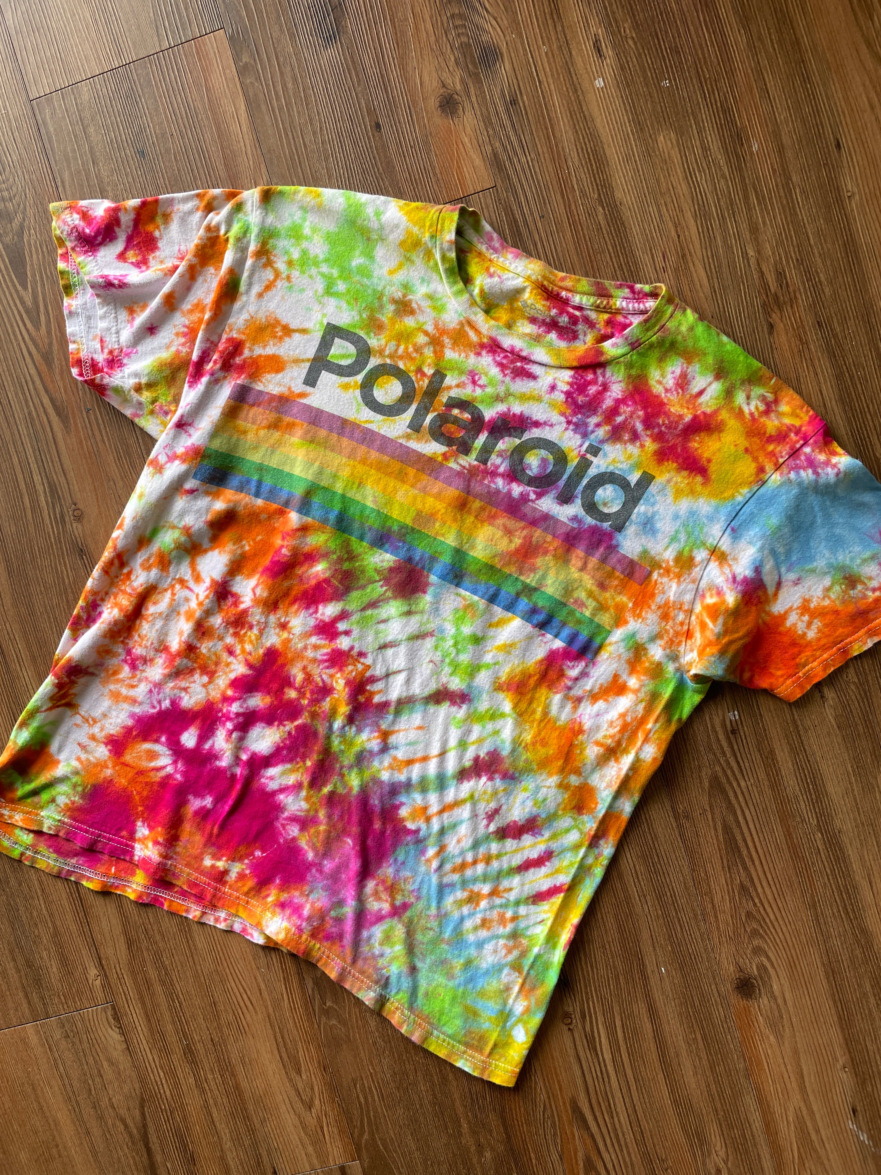 LARGE Men’s Polaroid Tie Dye T-Shirt | Rainbow Crumpled Tie Dye Short Sleeve
