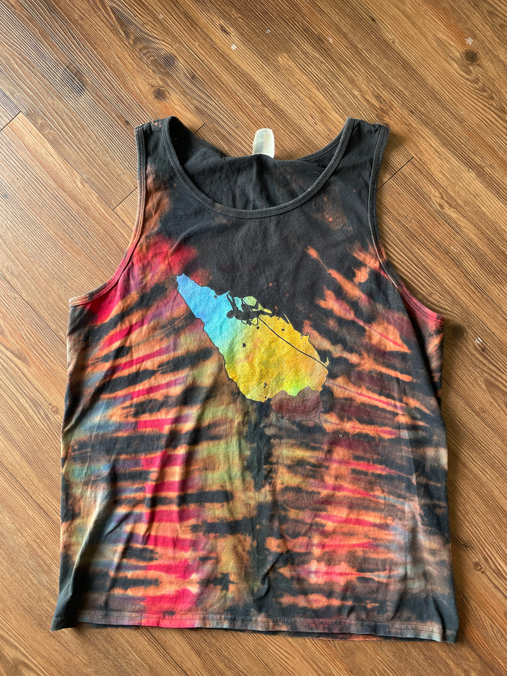 Large Men’s Climbing Tie Dye Tank Top | Rock Climber Outdoors Tie Dye Sleeveless Shirt