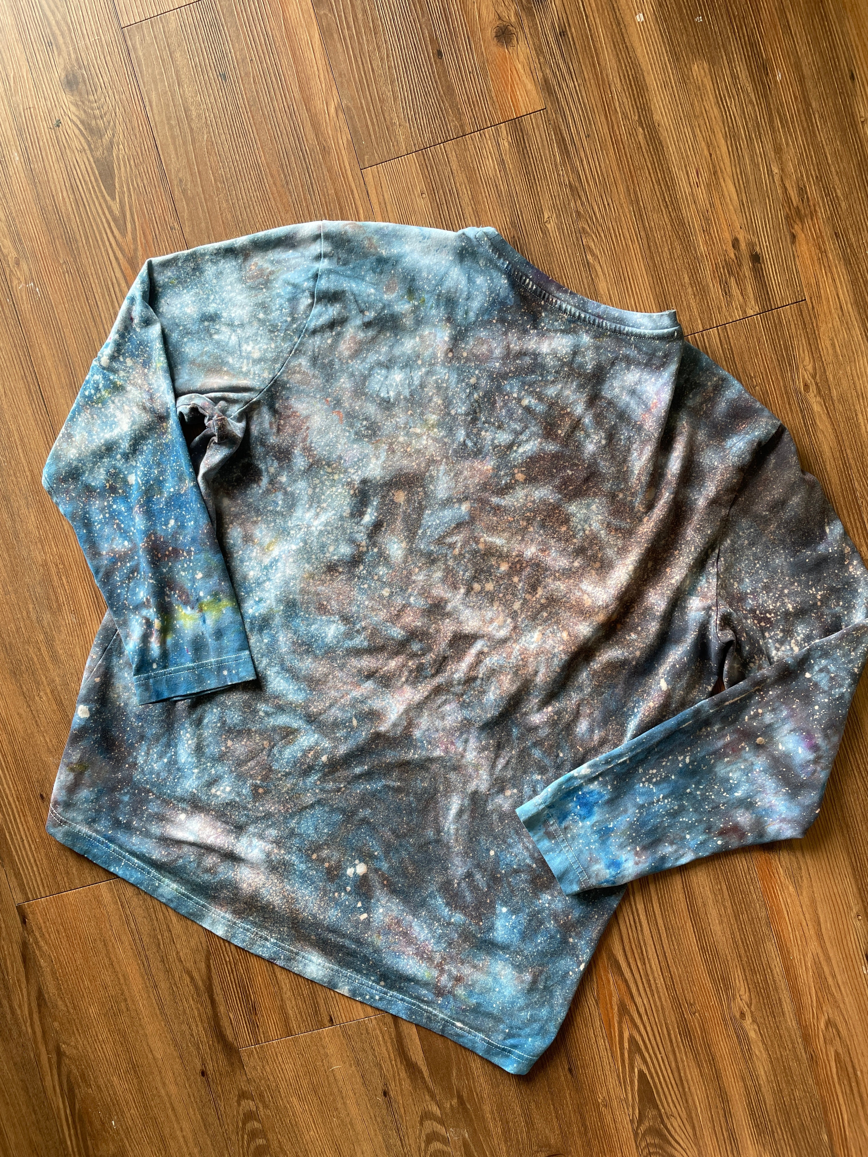 Large Men’s Blue Galaxy Dye Tie Dye Long Sleeve T-Shirt | Black and Blue Tie Dye Long Sleeve