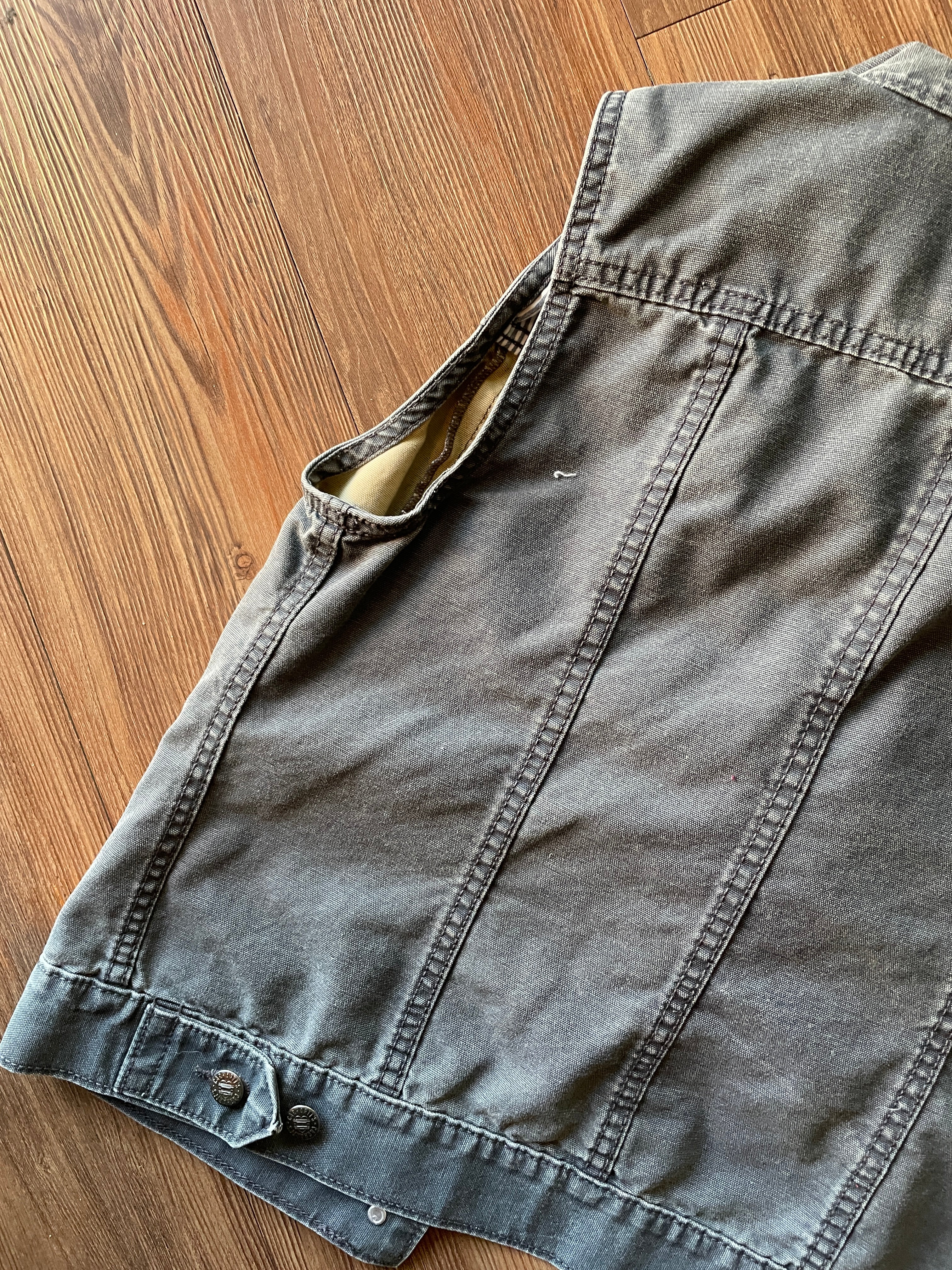 Small Women’s Carhartt Gray Tomgirl Hooded Vest