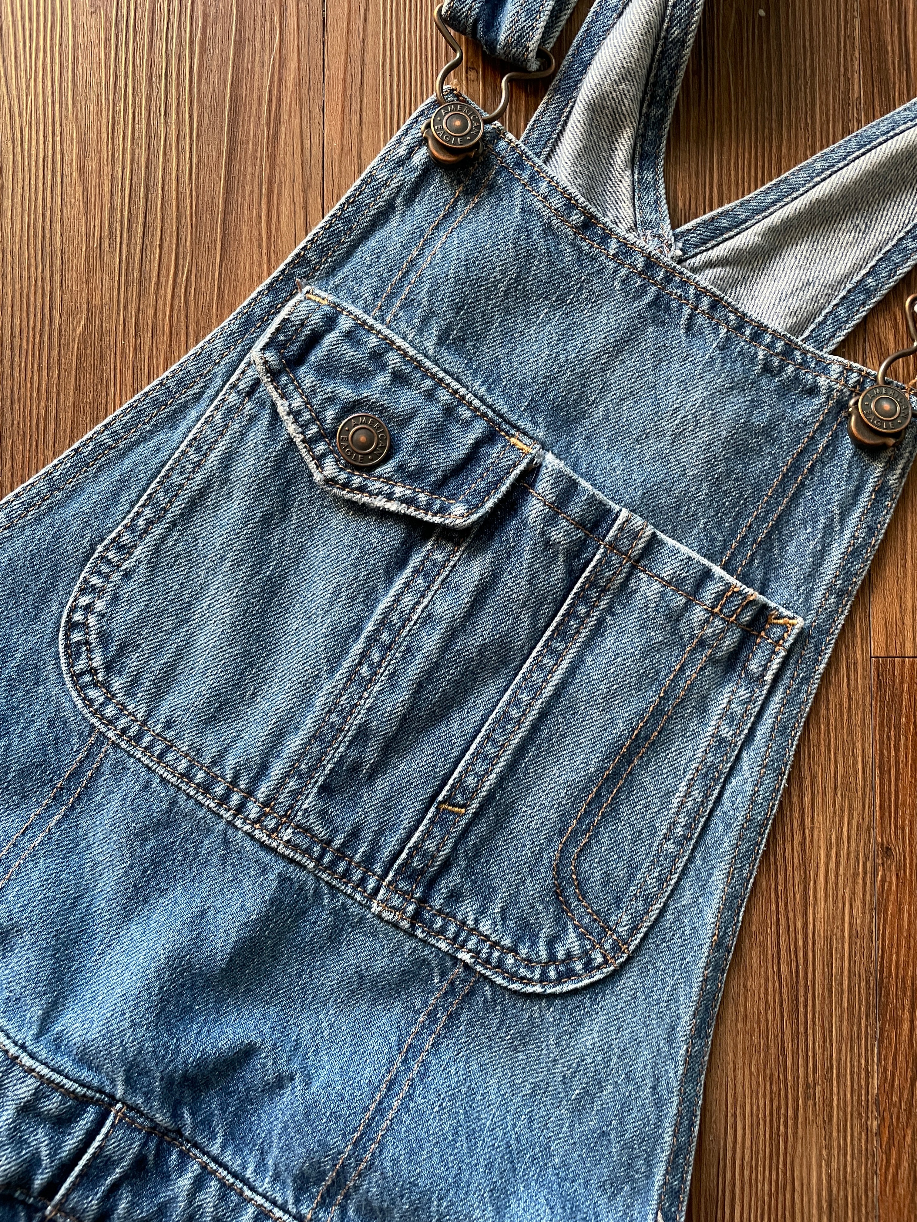 Women’s Small American Eagle Denim Tomgirl Overall Shorts