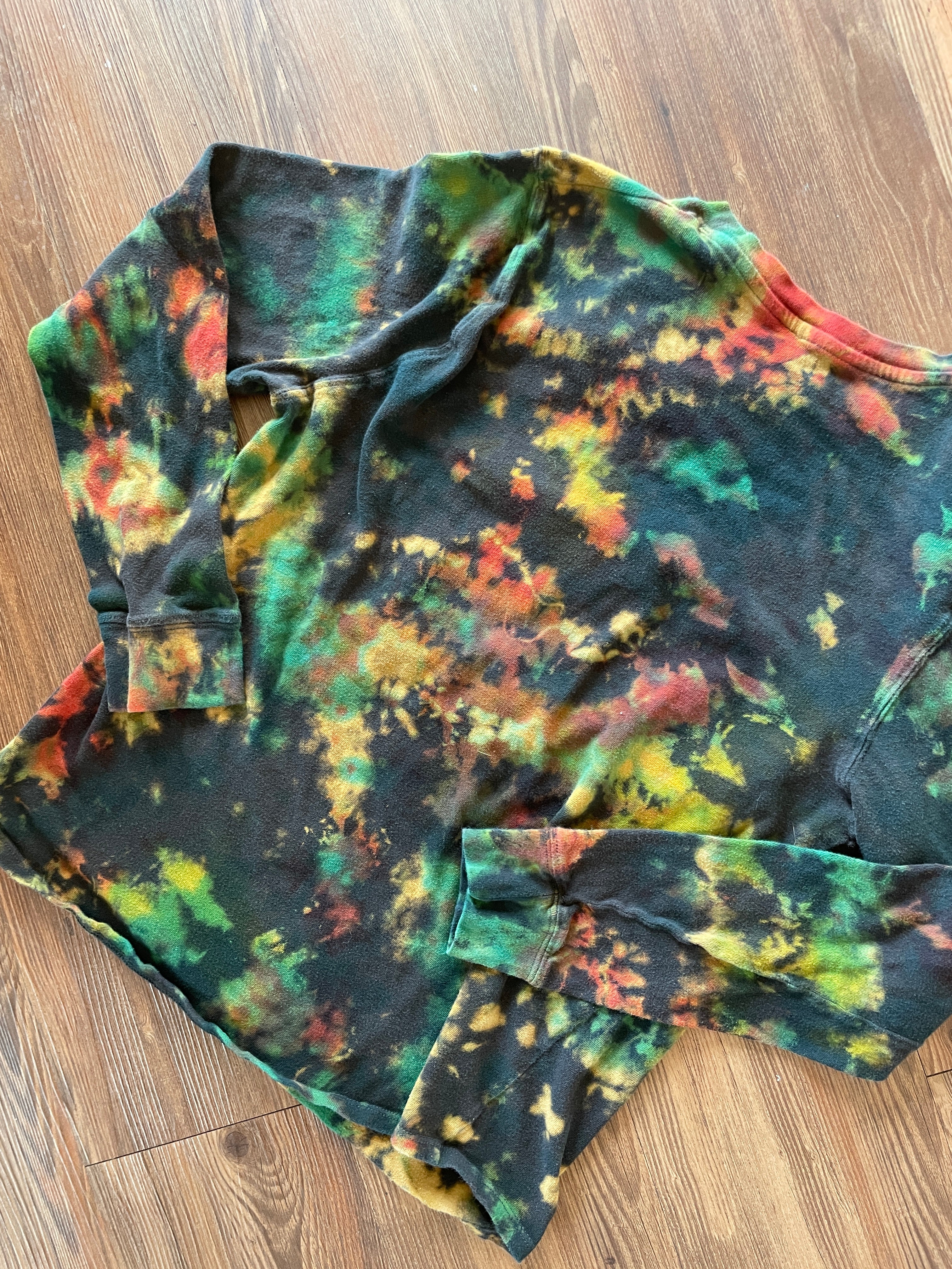 Small Men’s Utah Grateful Dead Handmade Tie Dye T-Shirt | Black, Red, Green, and Yellow Crumpled Tie Dye Long Sleeve