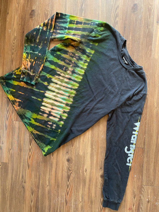 Medium Men’s Wrangler Handmade Tie Dye T-Shirt | Black and Green Pleated Tie Dye Long Sleeve