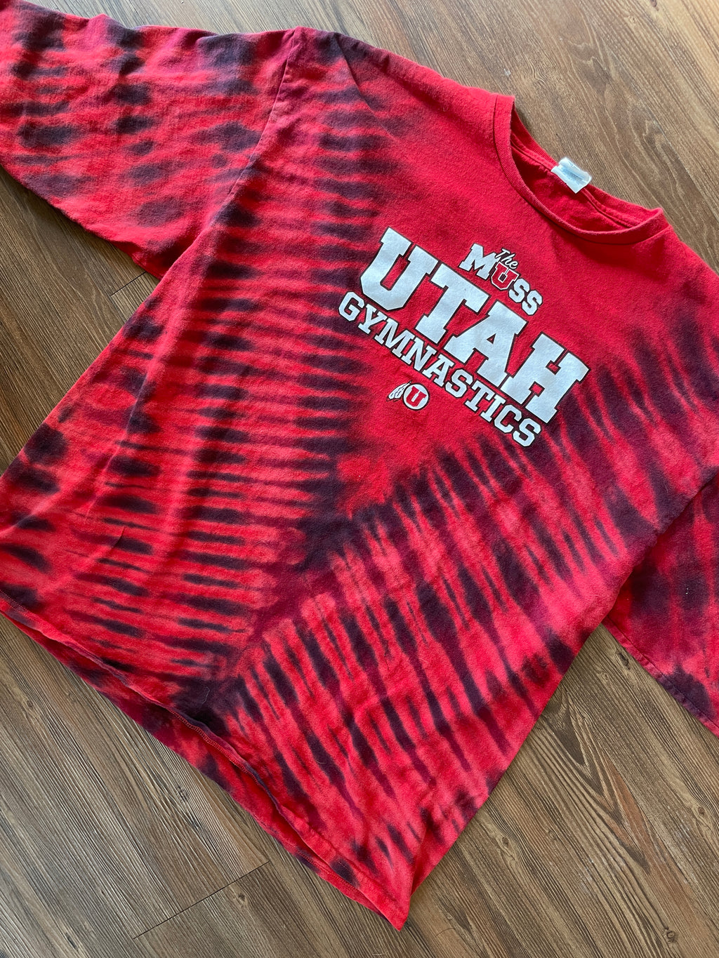 XXL Men’s Utah Gymnastics Handmade Tie Dye T-Shirt | Red and Black V-Pleated Tie Dye Long Sleeve