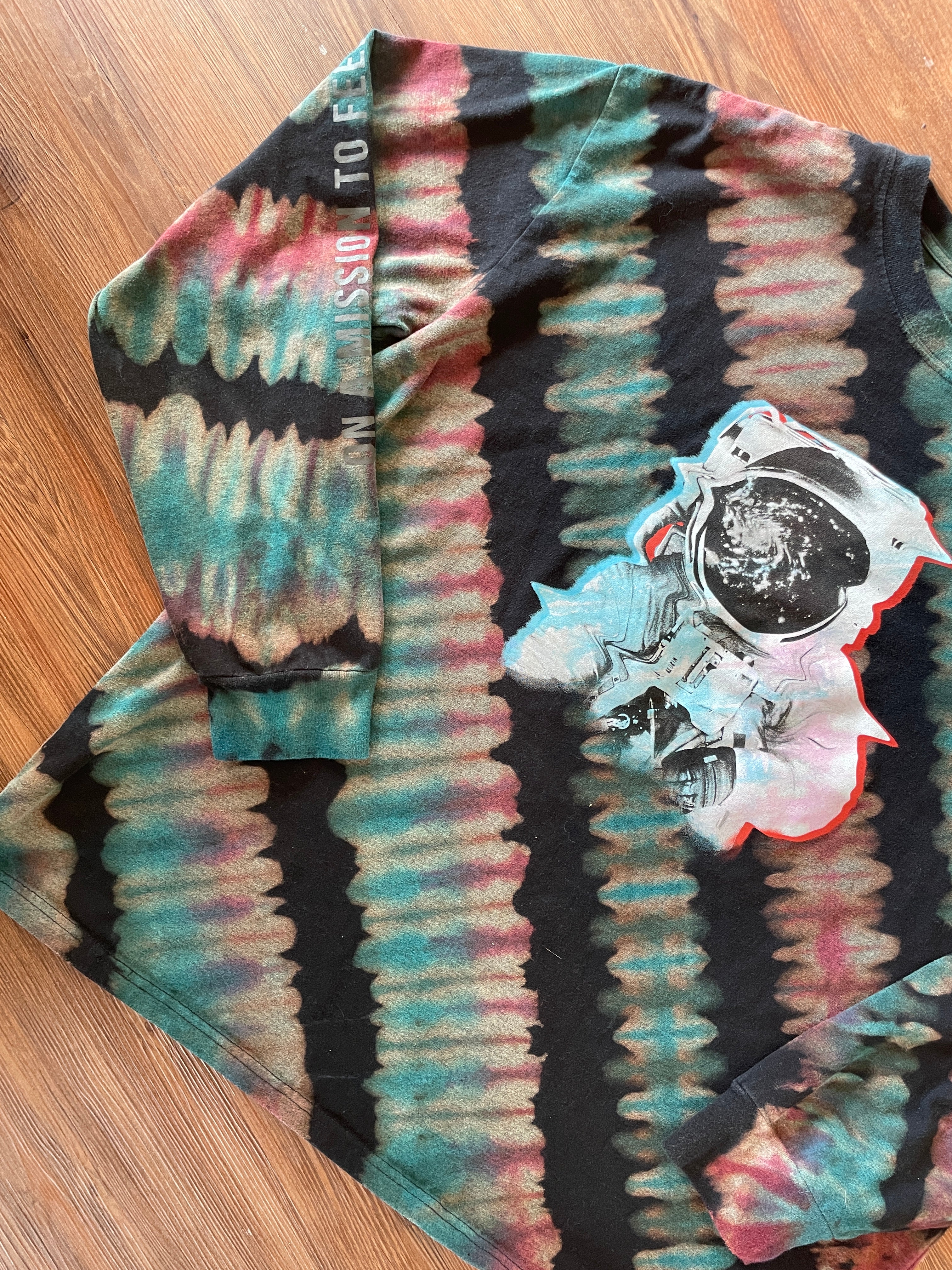 XXL Men’s Original Use Astronaut Handmade Tie Dye T-Shirt | Black, Red, and Blue Pleated Tie Dye Long Sleeve