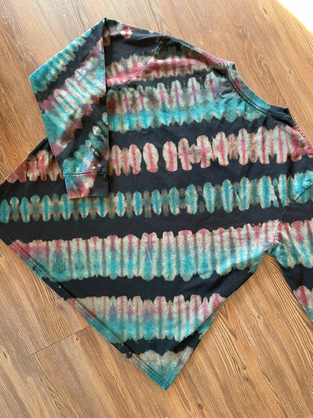 XXL Men’s Original Use Astronaut Handmade Tie Dye T-Shirt | Black, Red, and Blue Pleated Tie Dye Long Sleeve