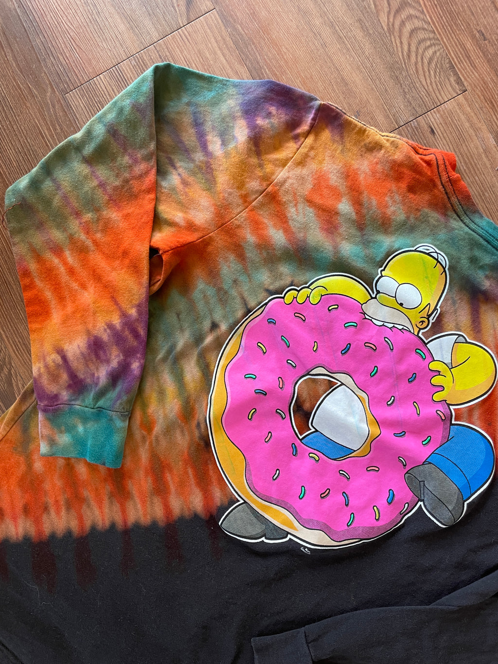 Large Men’s Homer Simpson Donut Handmade Tie Dye Long Sleeve T-Shirt | Black, Purple, and Pink Pleated Tie Dye Long Sleeve