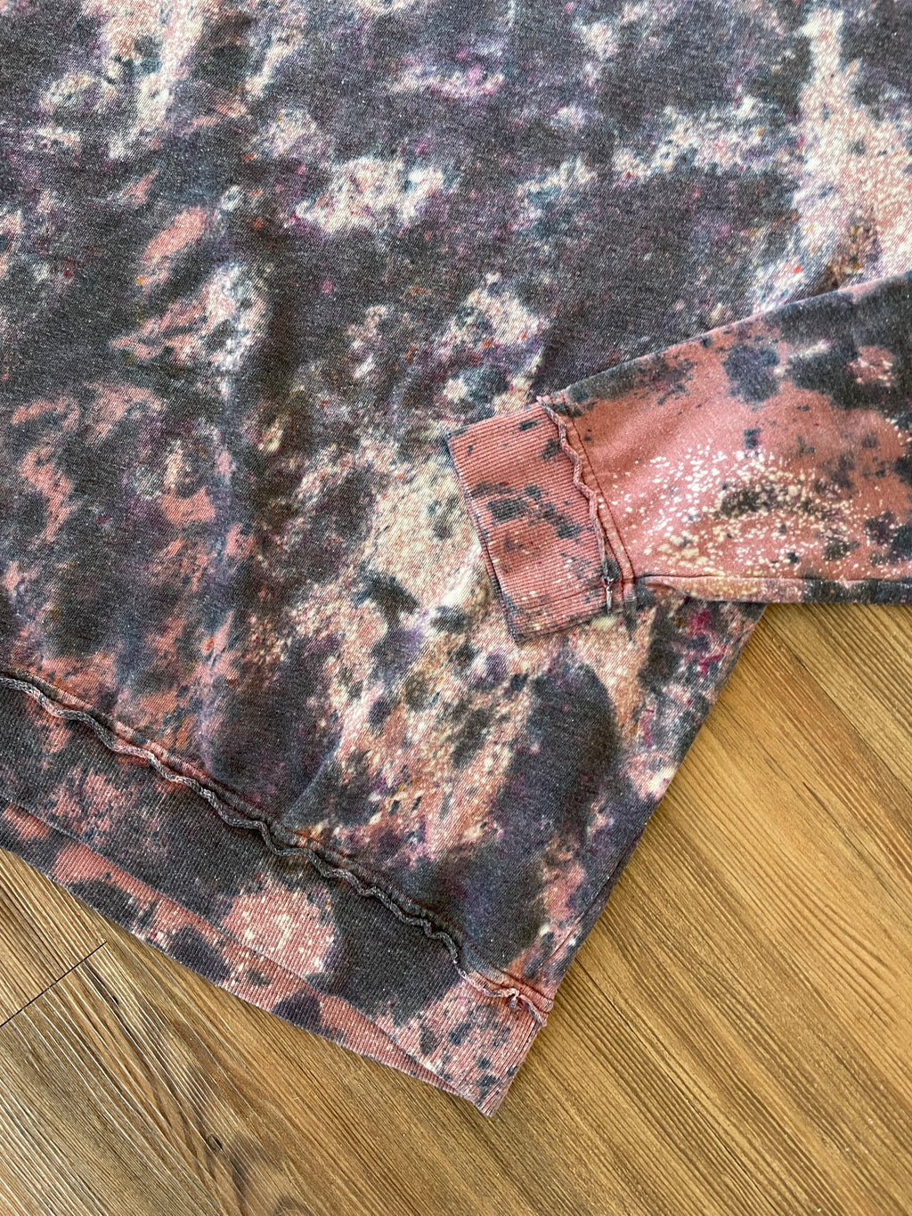 XL Men’s Utah Handmade Earth Tones Tie Dye Sweatshirt | Pink, Black, and Pink Tie Dye Long Sleeve Sweater