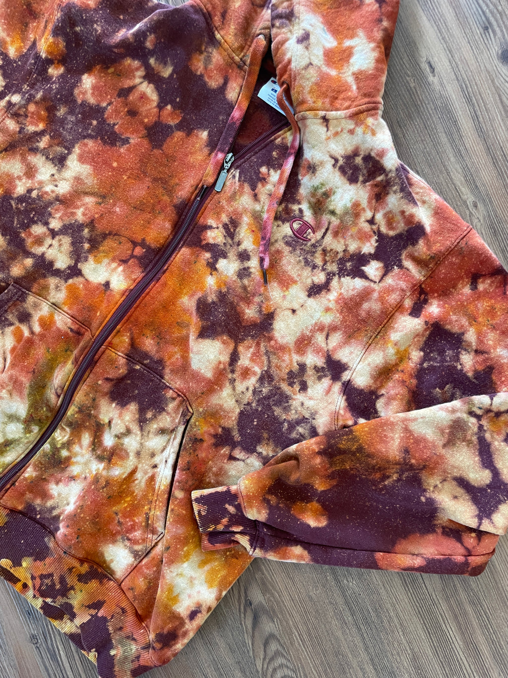 Large Men’s Champion Earth Tones Handmade Tie Dye Zip Hoodie | Maroon and Orange Crumpled Tie Dye Long Sleeve Hooded Sweatshirt