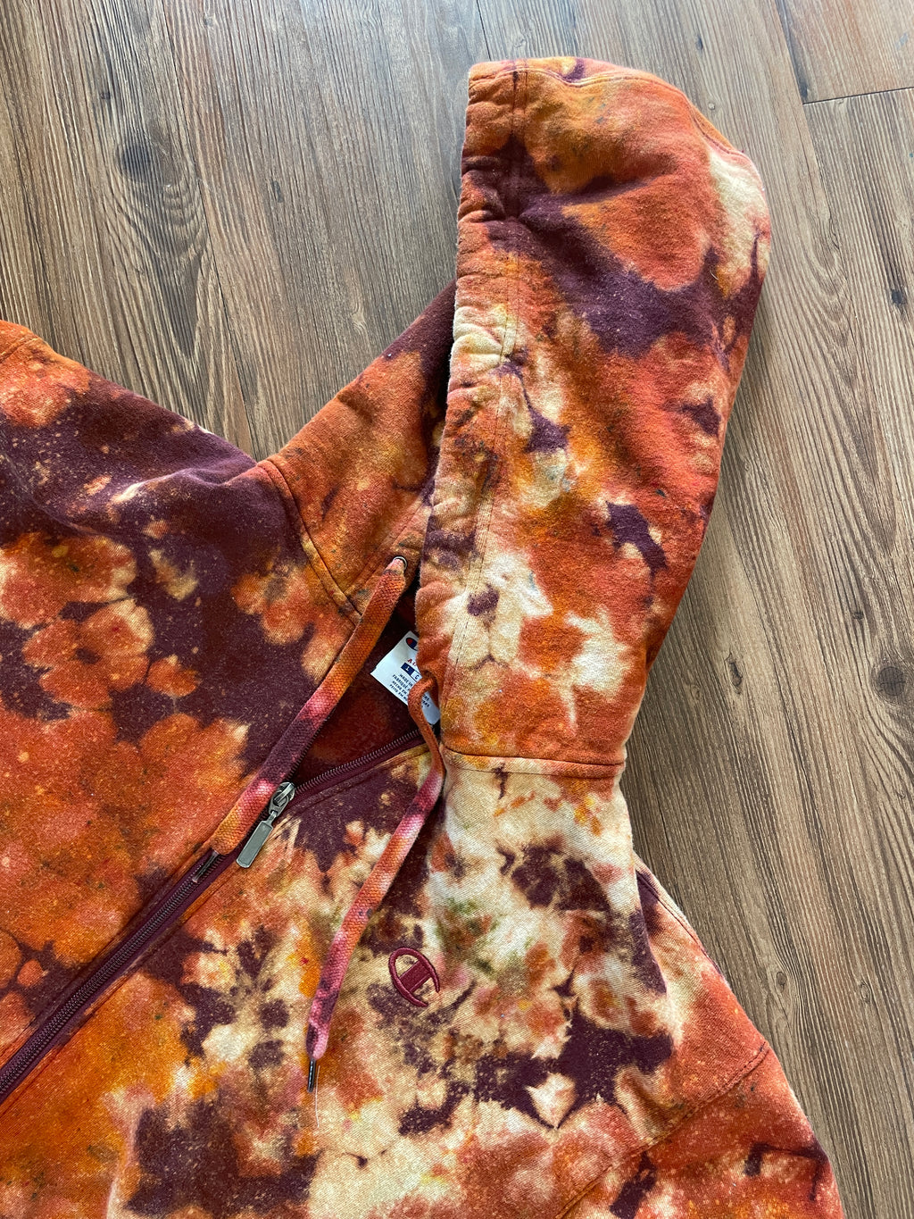 Large Men’s Champion Earth Tones Handmade Tie Dye Zip Hoodie | Maroon and Orange Crumpled Tie Dye Long Sleeve Hooded Sweatshirt