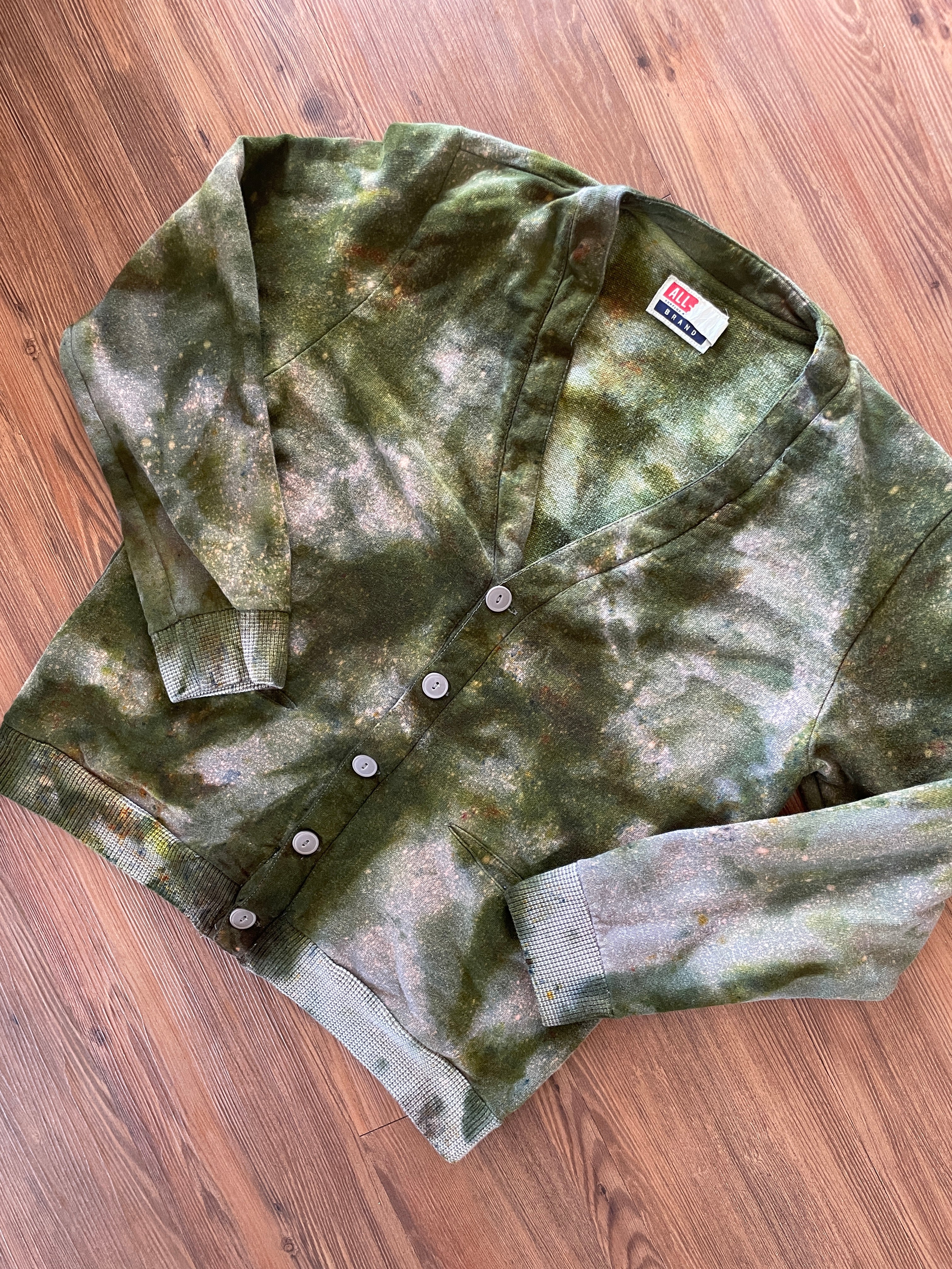 Large Men’s Handmade Tie Dye Grandpa-Style Button-Down Cardigan | Green and Gray Tie Dye Long Sleeve Sweater