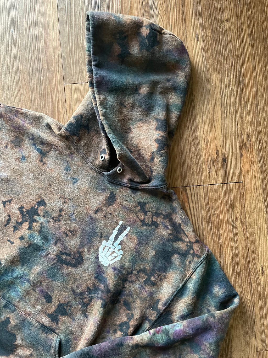 Medium Women’s Skeleton Peace Sign Bleach Dye Hoodie | Black and Pastel Purple and Blue Long Sleeve Sweatshirt