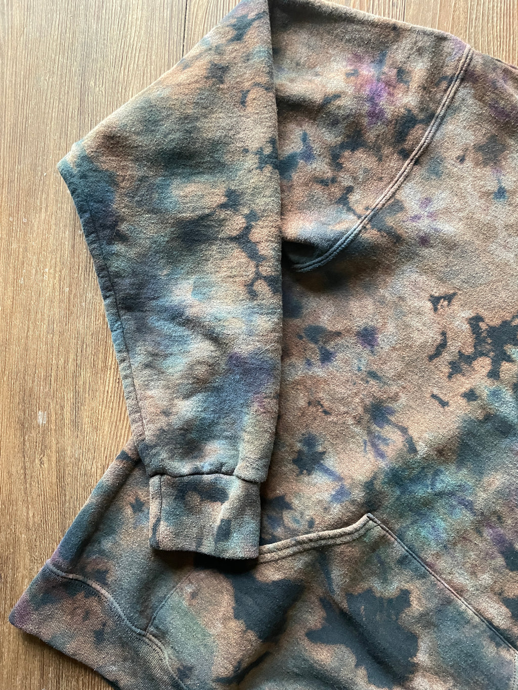 Medium Women’s Skeleton Peace Sign Bleach Dye Hoodie | Black and Pastel Purple and Blue Long Sleeve Sweatshirt