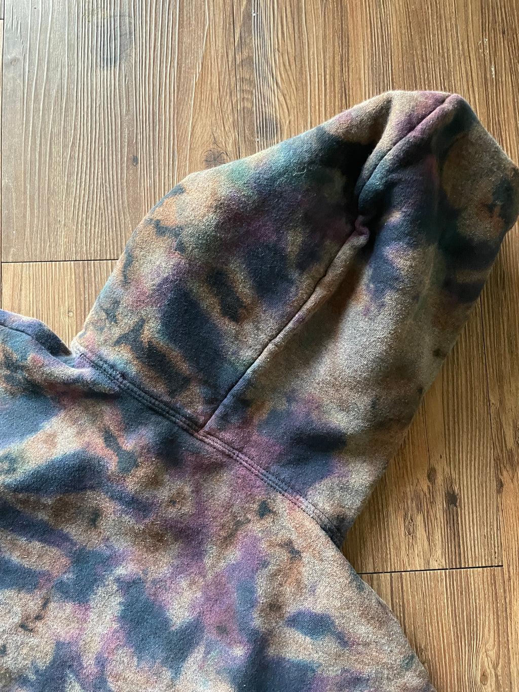 Medium Women’s Skeleton Peace Sign Bleach Dye Hoodie | Black and Pastel Purple and Blue Long Sleeve Sweatshirt