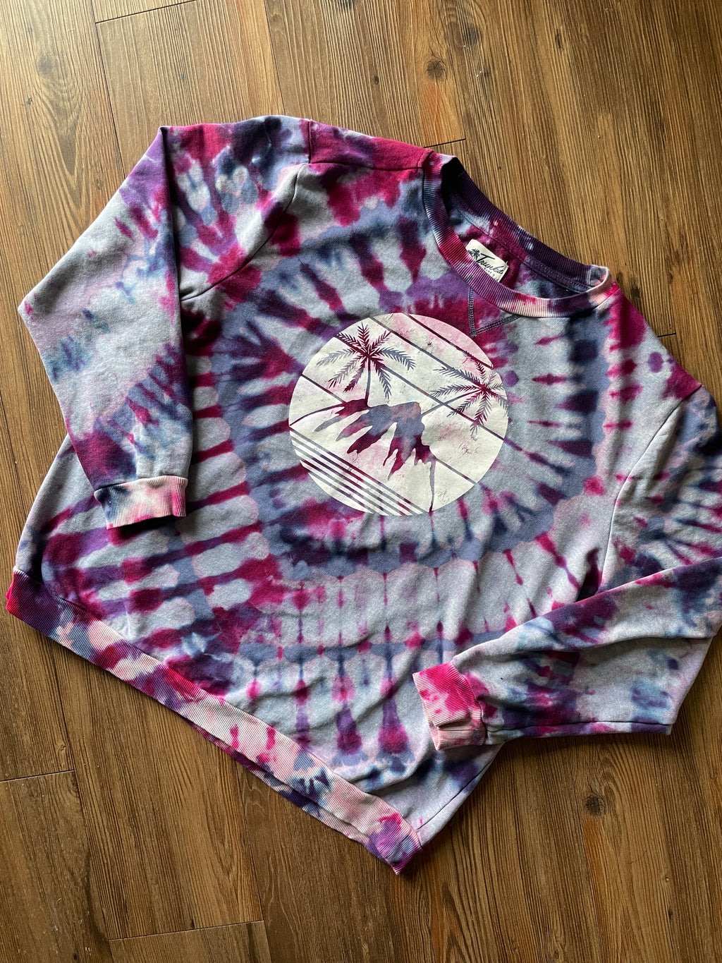 XL Women’s Mountain Palm Tree Tie Dye Lightweight Sweatshirt | Pink, Purple, and Pastel Blue Long Sleeve