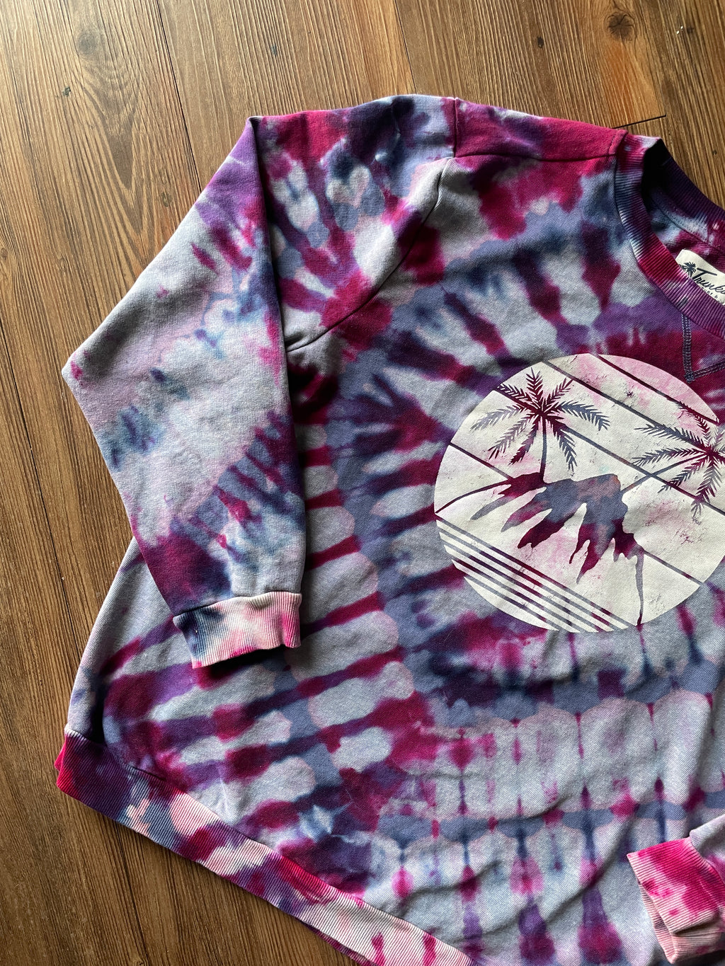 XL Women’s Mountain Palm Tree Tie Dye Lightweight Sweatshirt | Pink, Purple, and Pastel Blue Long Sleeve