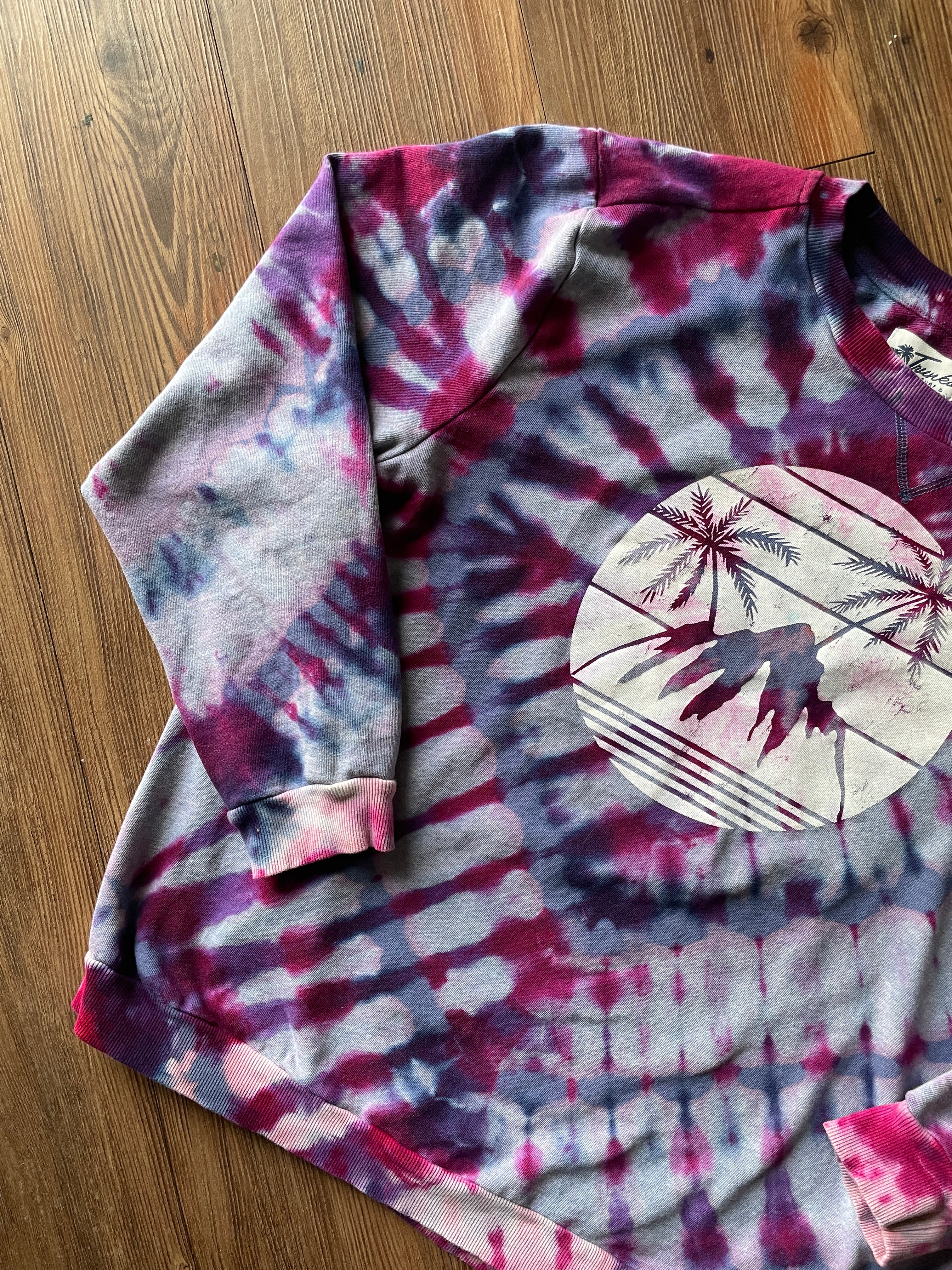 XL Women’s Mountain Palm Tree Tie Dye Lightweight Sweatshirt | Pink, Purple, and Pastel Blue Long Sleeve