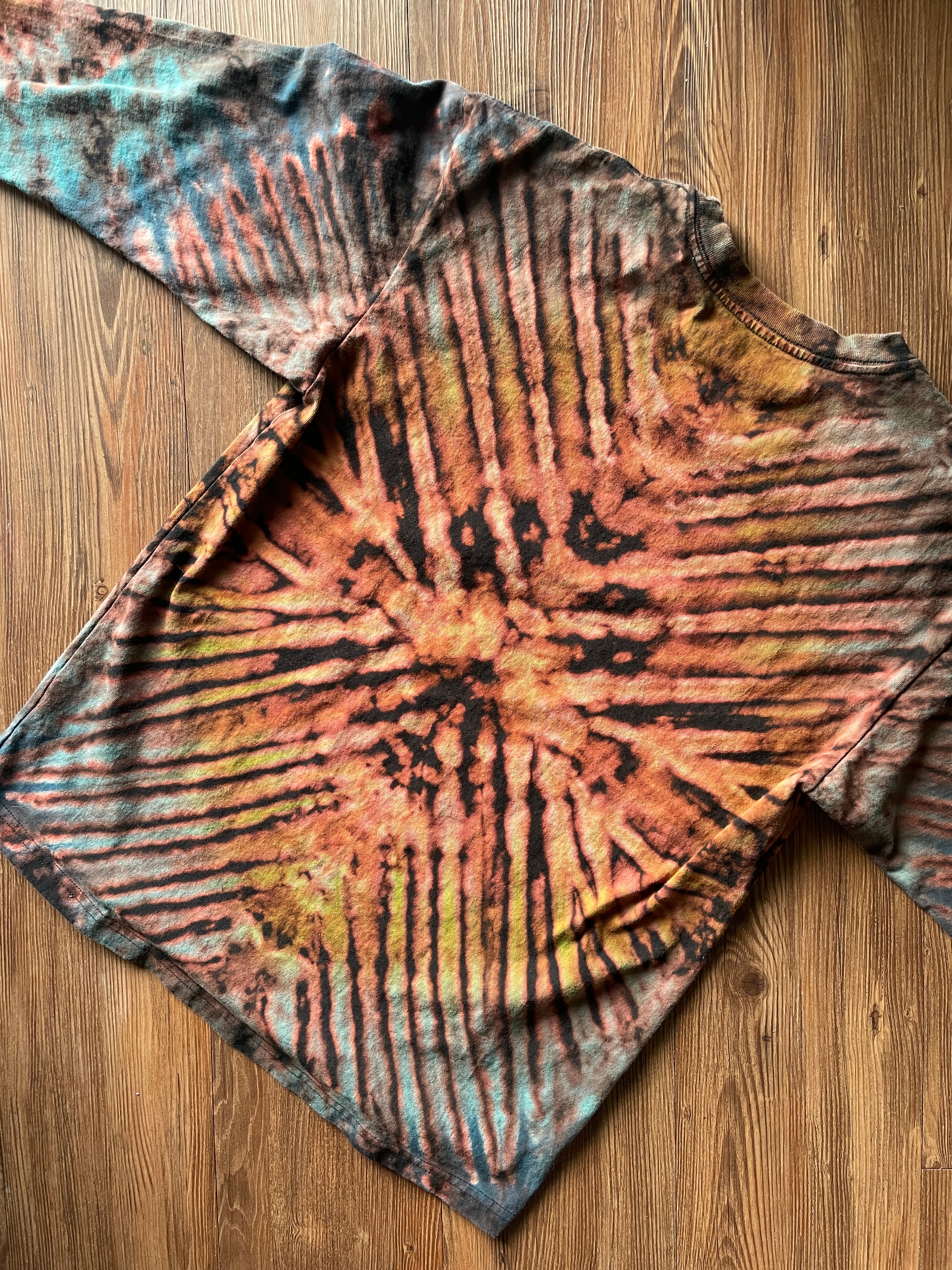 Small Unisex Roxy Beach Sunset Tie Dye Long Sleeve T-Shirt | Black and Pastel Blue and Green Long Sleeve