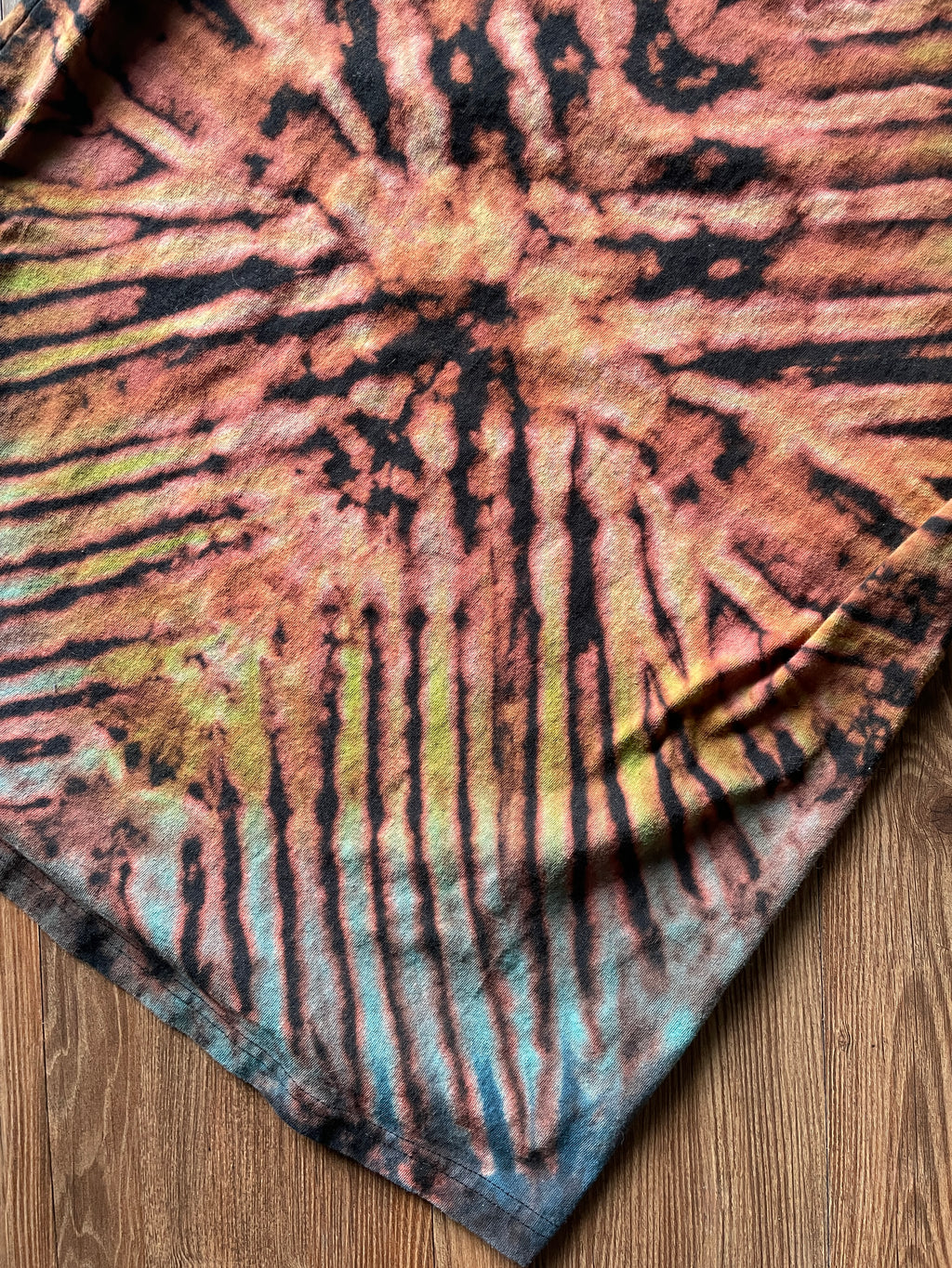 Small Unisex Roxy Beach Sunset Tie Dye Long Sleeve T-Shirt | Black and Pastel Blue and Green Long Sleeve