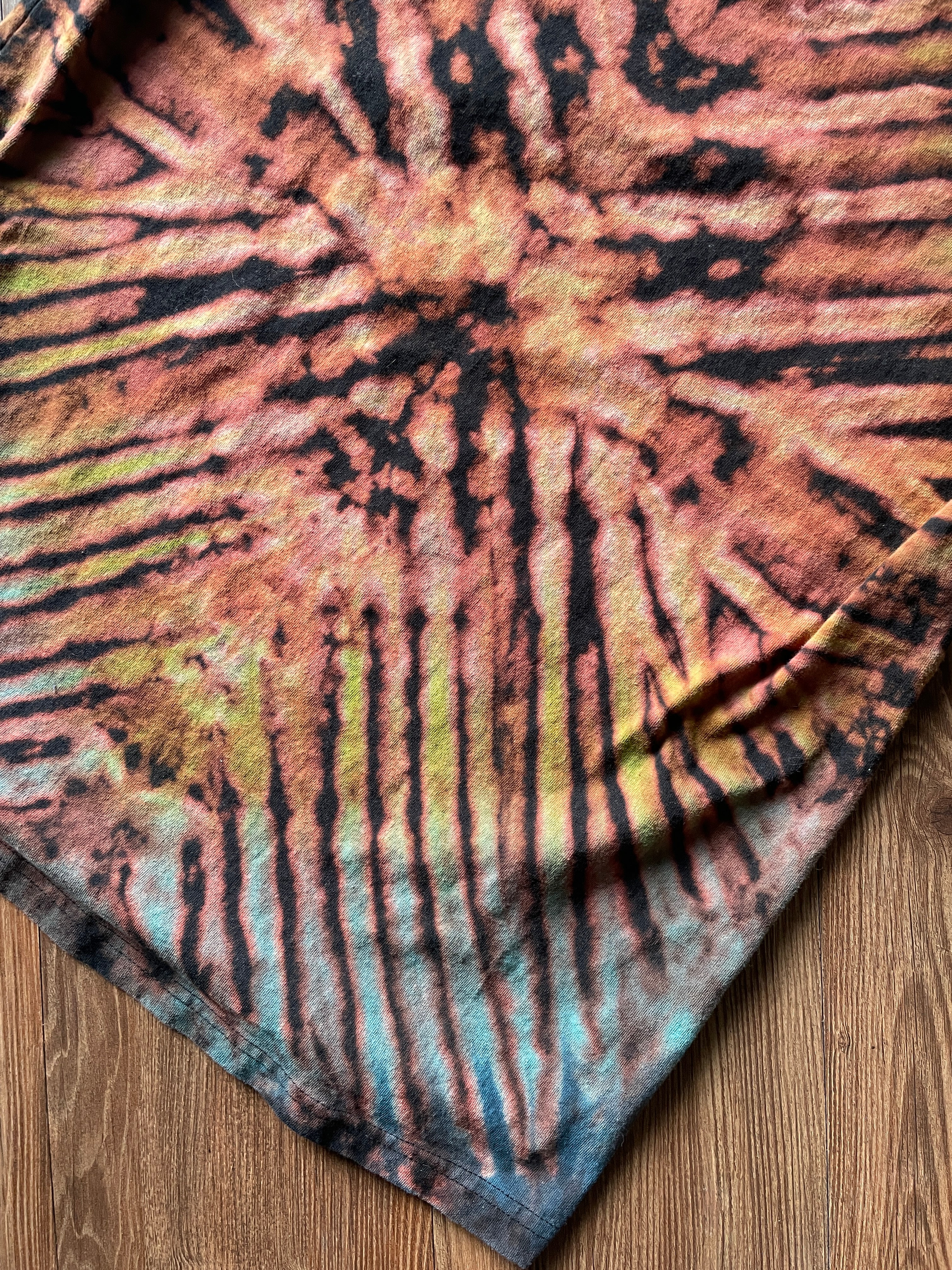 Small Unisex Roxy Beach Sunset Tie Dye Long Sleeve T-Shirt | Black and Pastel Blue and Green Long Sleeve