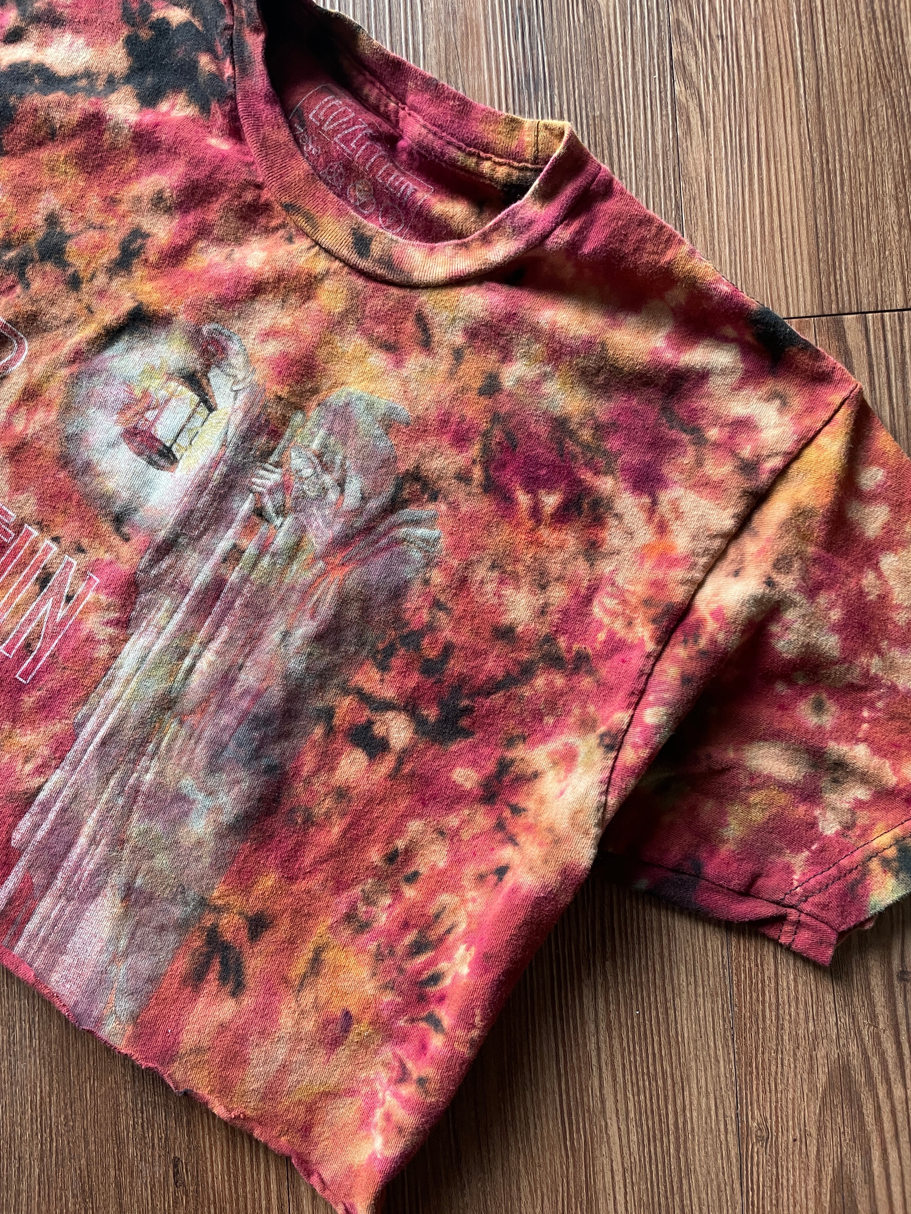 Medium Men’s Led Zeppelin Stairway to Heaven Tie Dye Crop Top | Black and Red Crumpled Short Sleeve Cropped T-Shirt