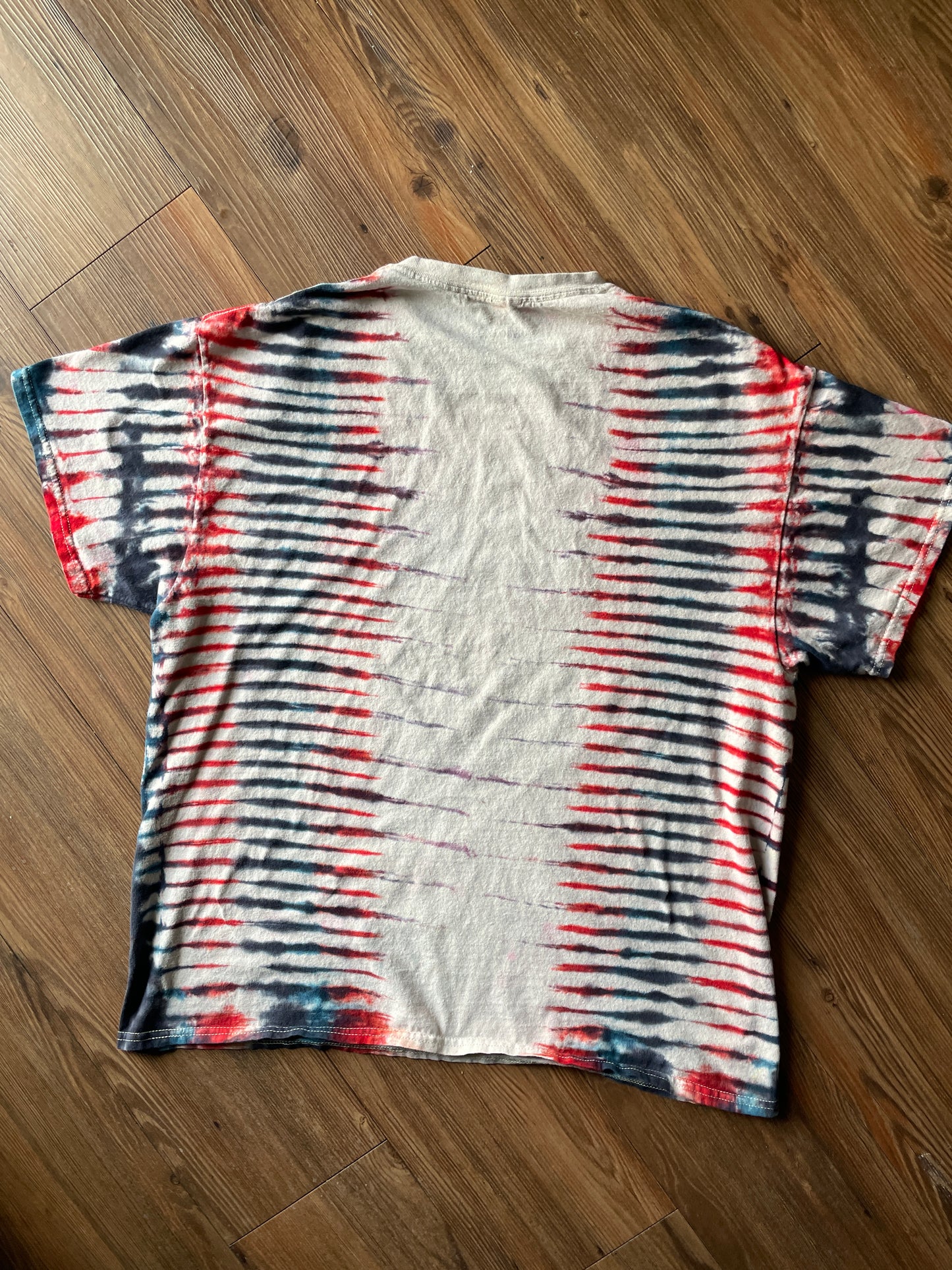 XL Men’s NASA Rockets Red, White, and Blue Pleated Tie Dye Short Sleeve T-Shirt