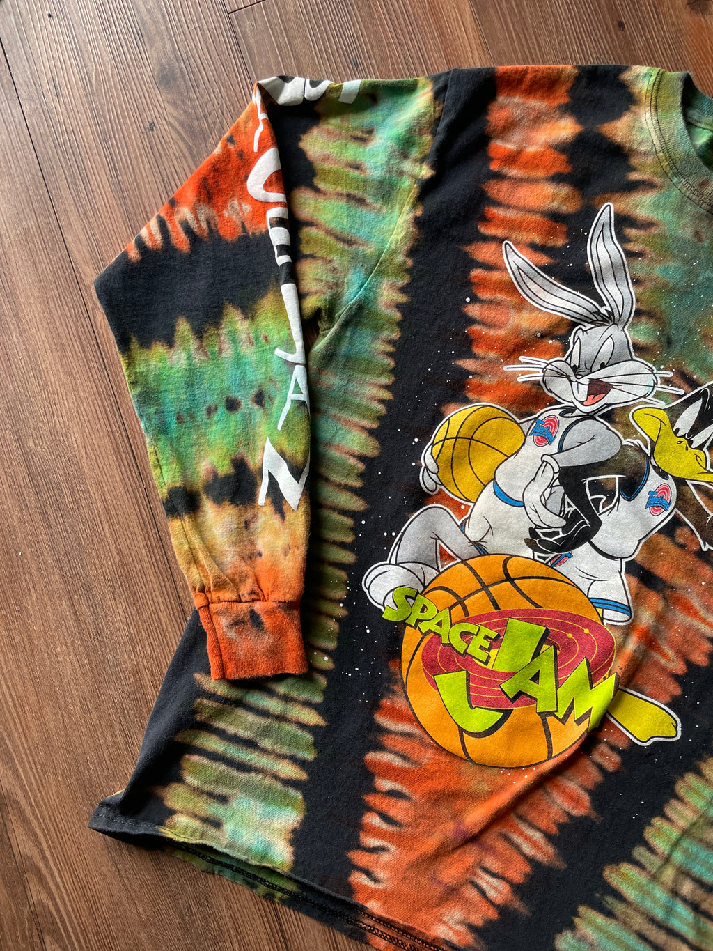 Small/Medium Men’s Space Jam Reverse Tie Dye Long Sleeve T-Shirt | Black, Orange, and Blue Pleated Long Sleeve