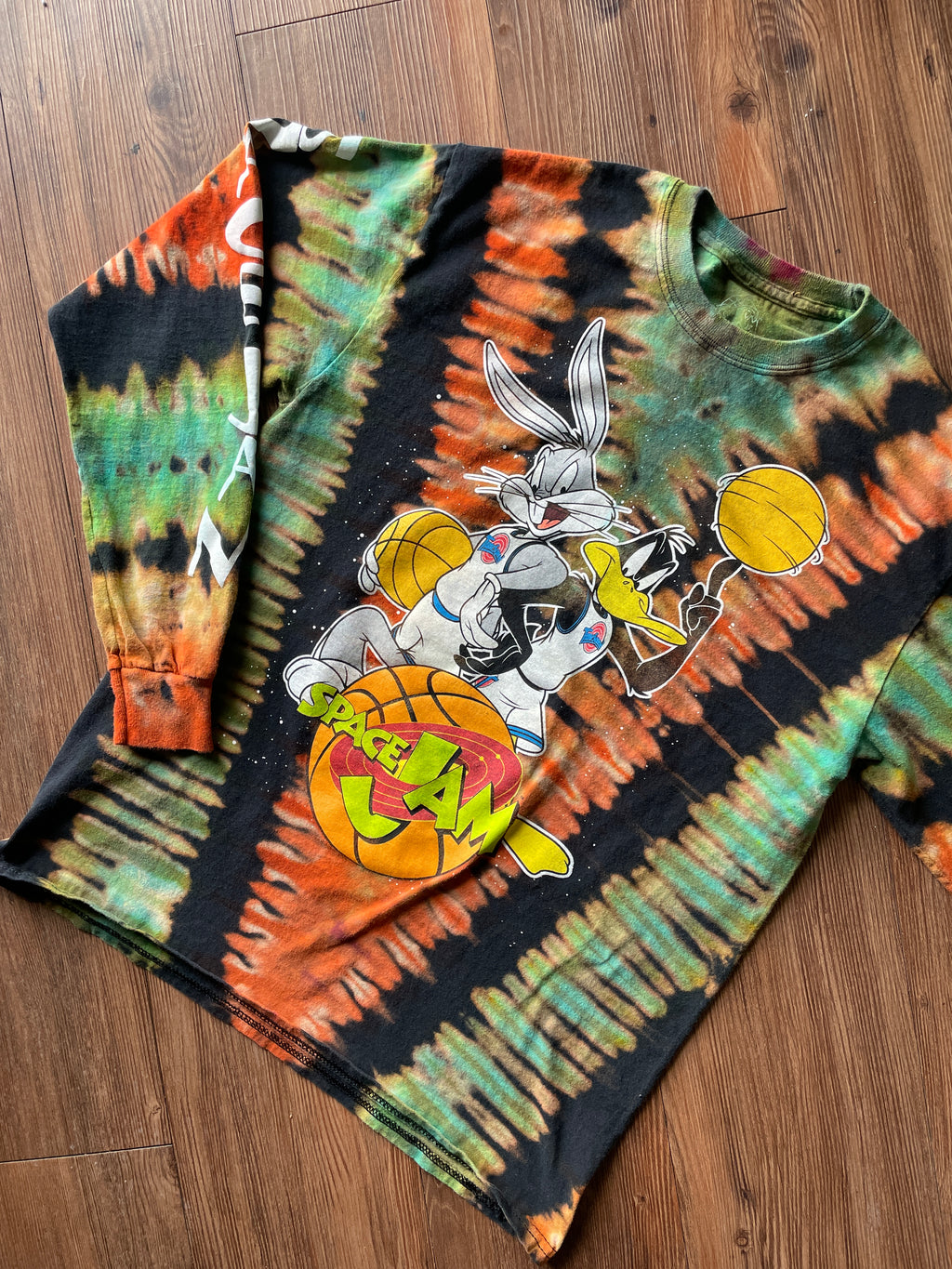 Small/Medium Men’s Space Jam Reverse Tie Dye Long Sleeve T-Shirt | Black, Orange, and Blue Pleated Long Sleeve