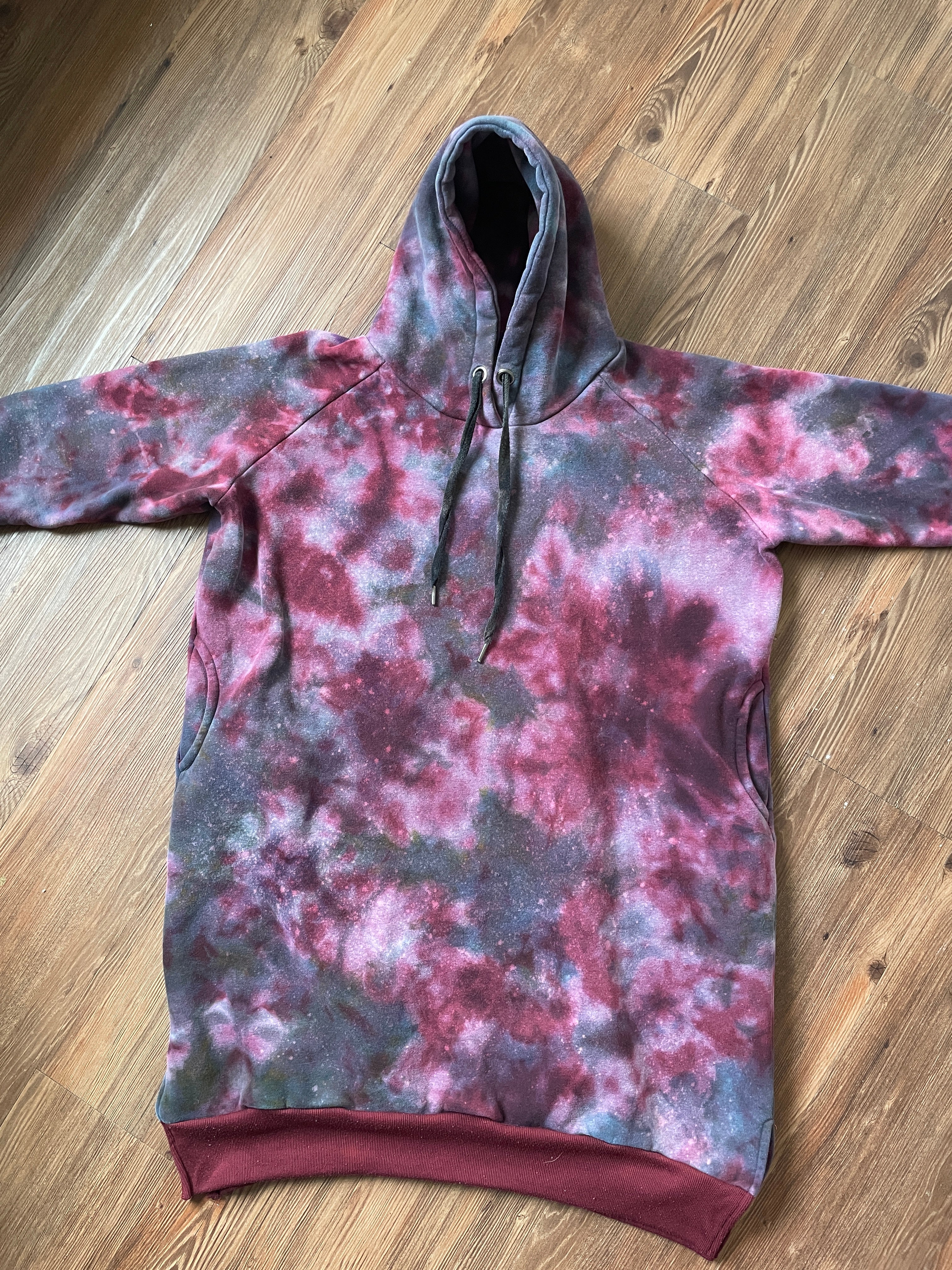 XL Women's/Medium Men's Dark Galaxy Tie Dye Hoodie | Maroon and Black Crumpled Oversized Hoodie with Pockets