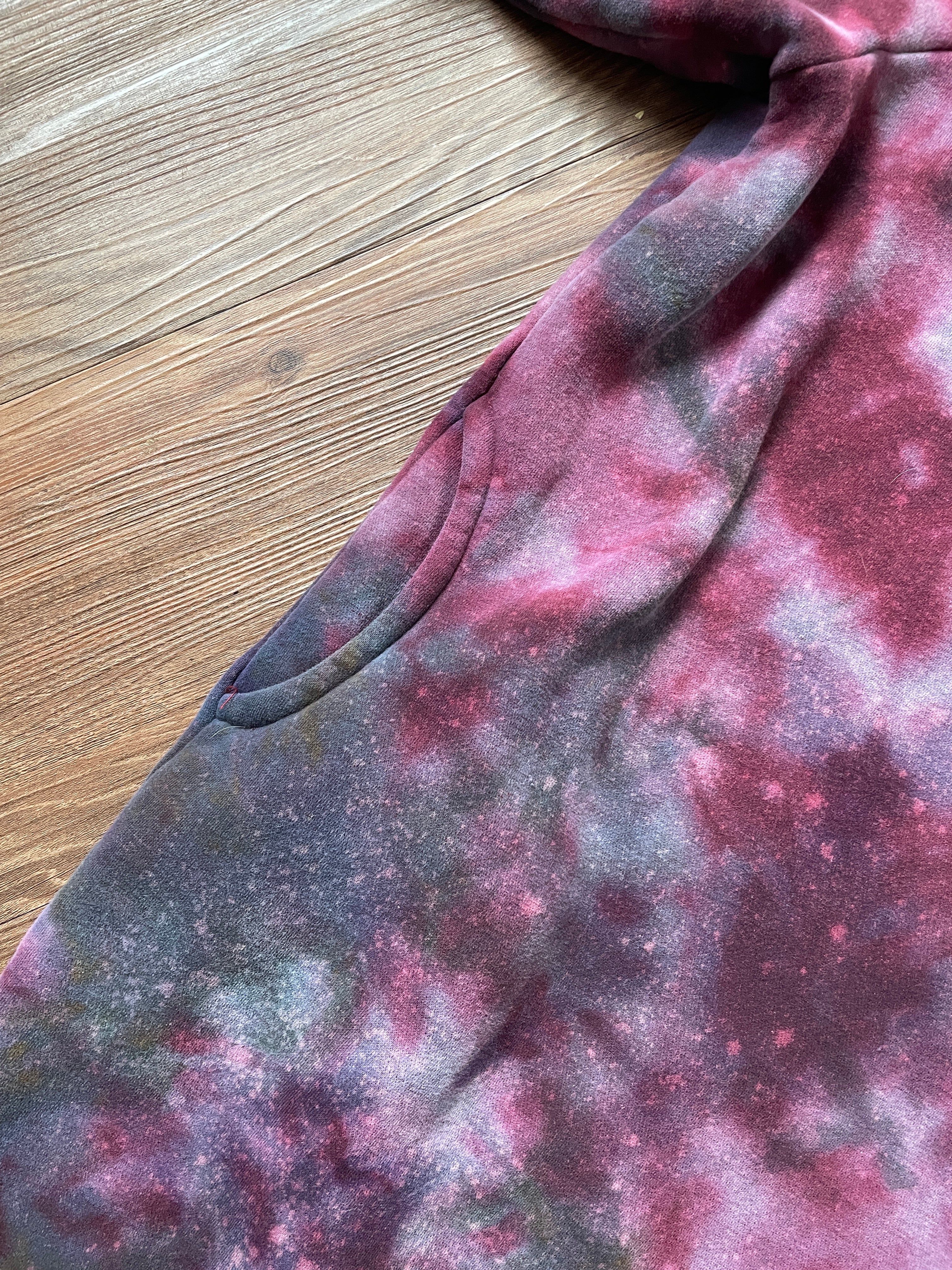 XL Women's/Medium Men's Dark Galaxy Tie Dye Hoodie | Maroon and Black Crumpled Oversized Hoodie with Pockets