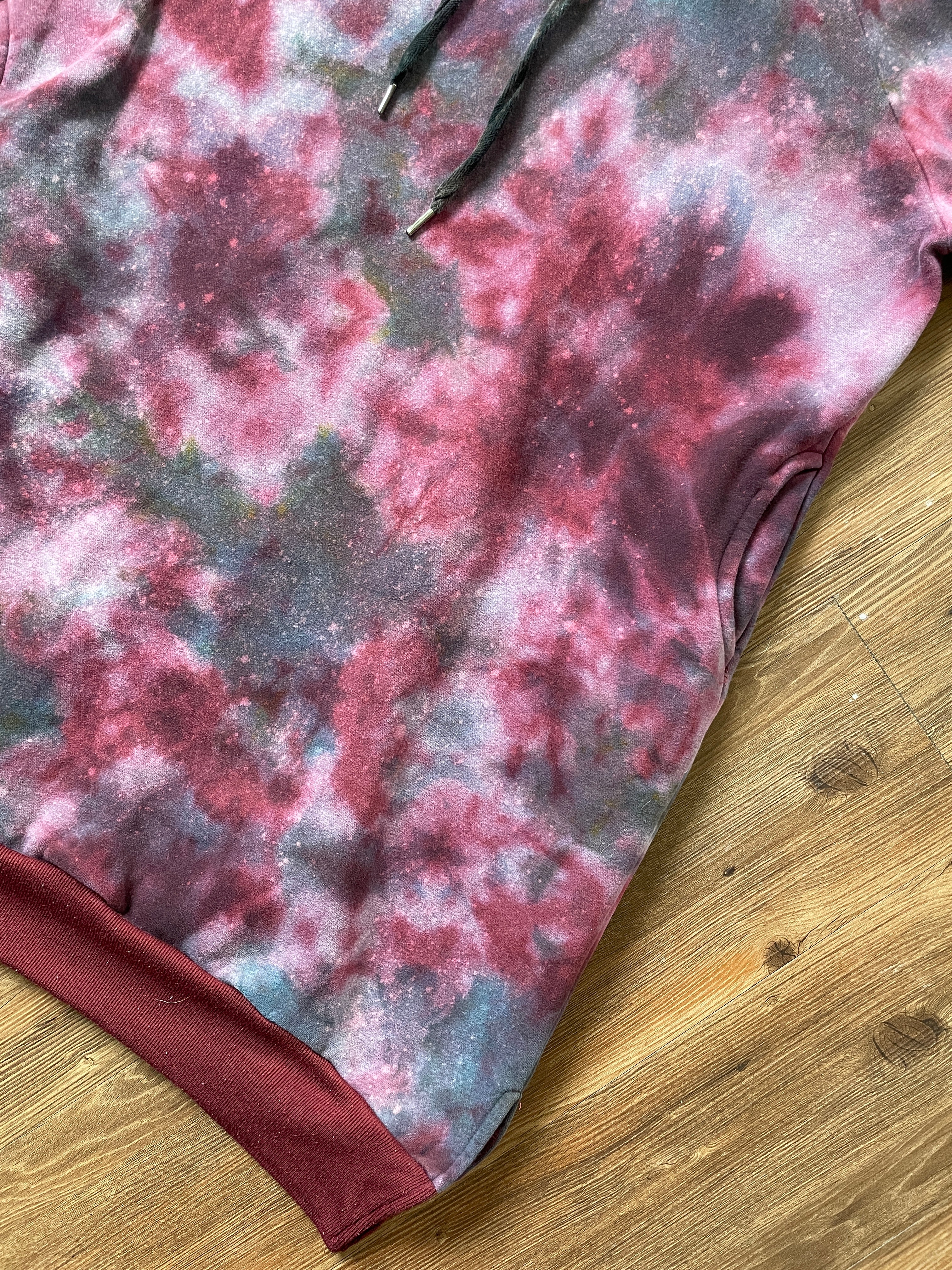 XL Women's/Medium Men's Dark Galaxy Tie Dye Hoodie | Maroon and Black Crumpled Oversized Hoodie with Pockets