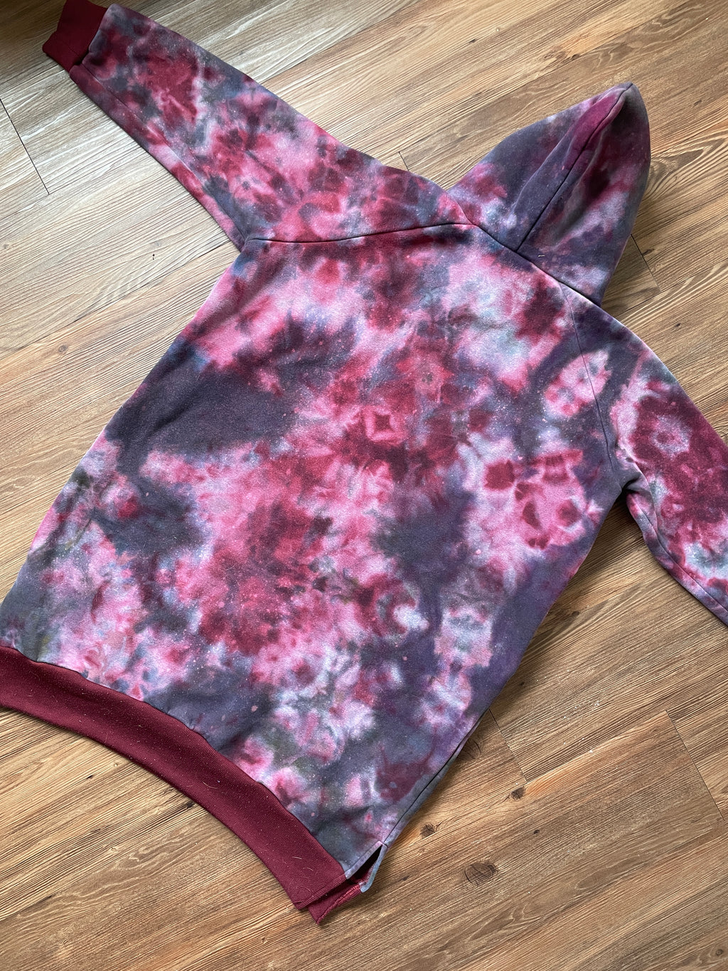 XL Women's/Medium Men's Dark Galaxy Tie Dye Hoodie | Maroon and Black Crumpled Oversized Hoodie with Pockets