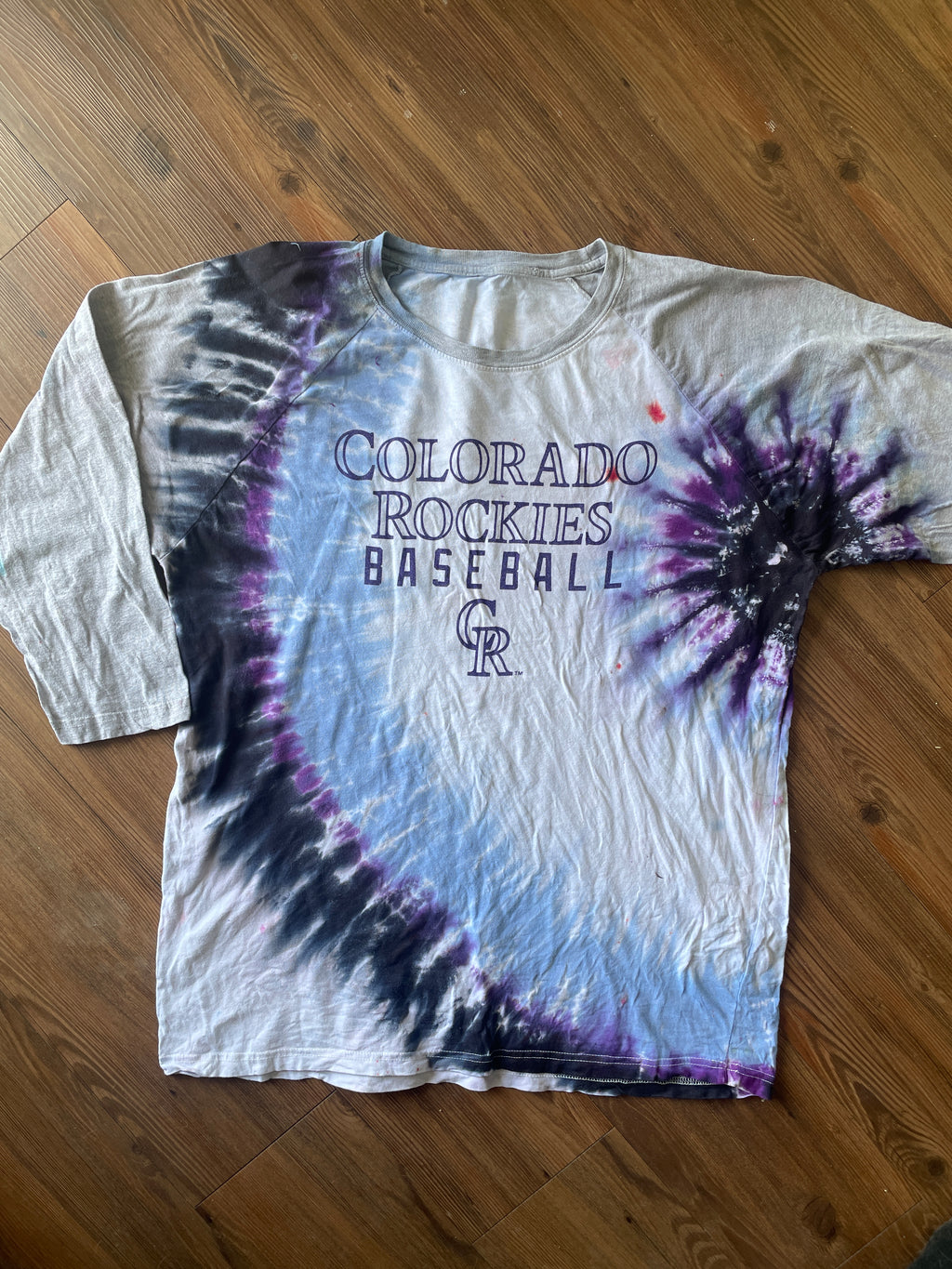 XL Men’s Colorado Rockies Tie Dye Baseball T-Shirt | MLB Tie Dye Short Sleeve