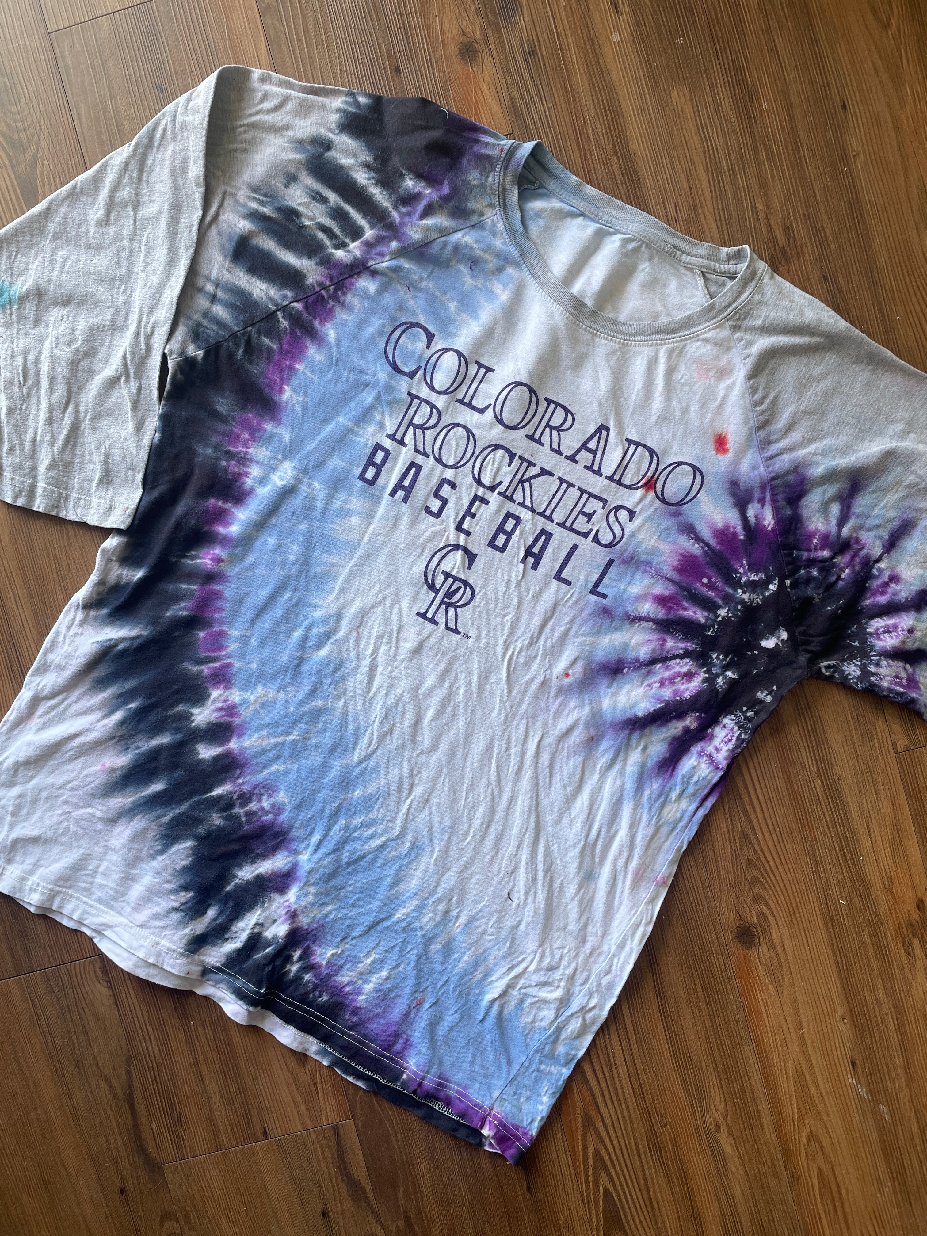 XL Men’s Colorado Rockies Tie Dye Baseball T-Shirt | MLB Tie Dye Short Sleeve