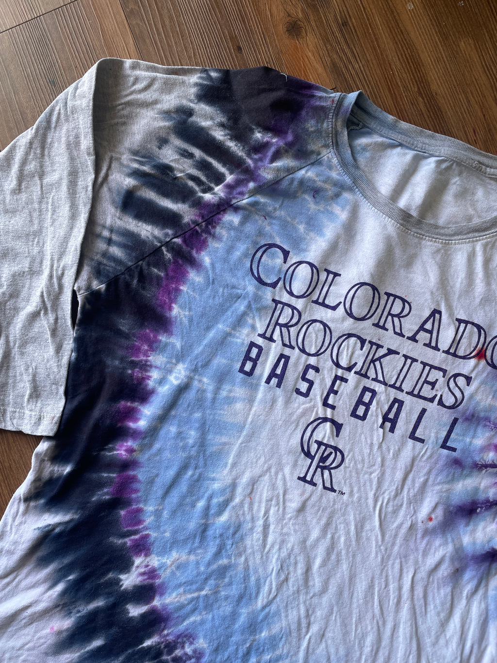 XL Men’s Colorado Rockies Tie Dye Baseball T-Shirt | MLB Tie Dye Short Sleeve
