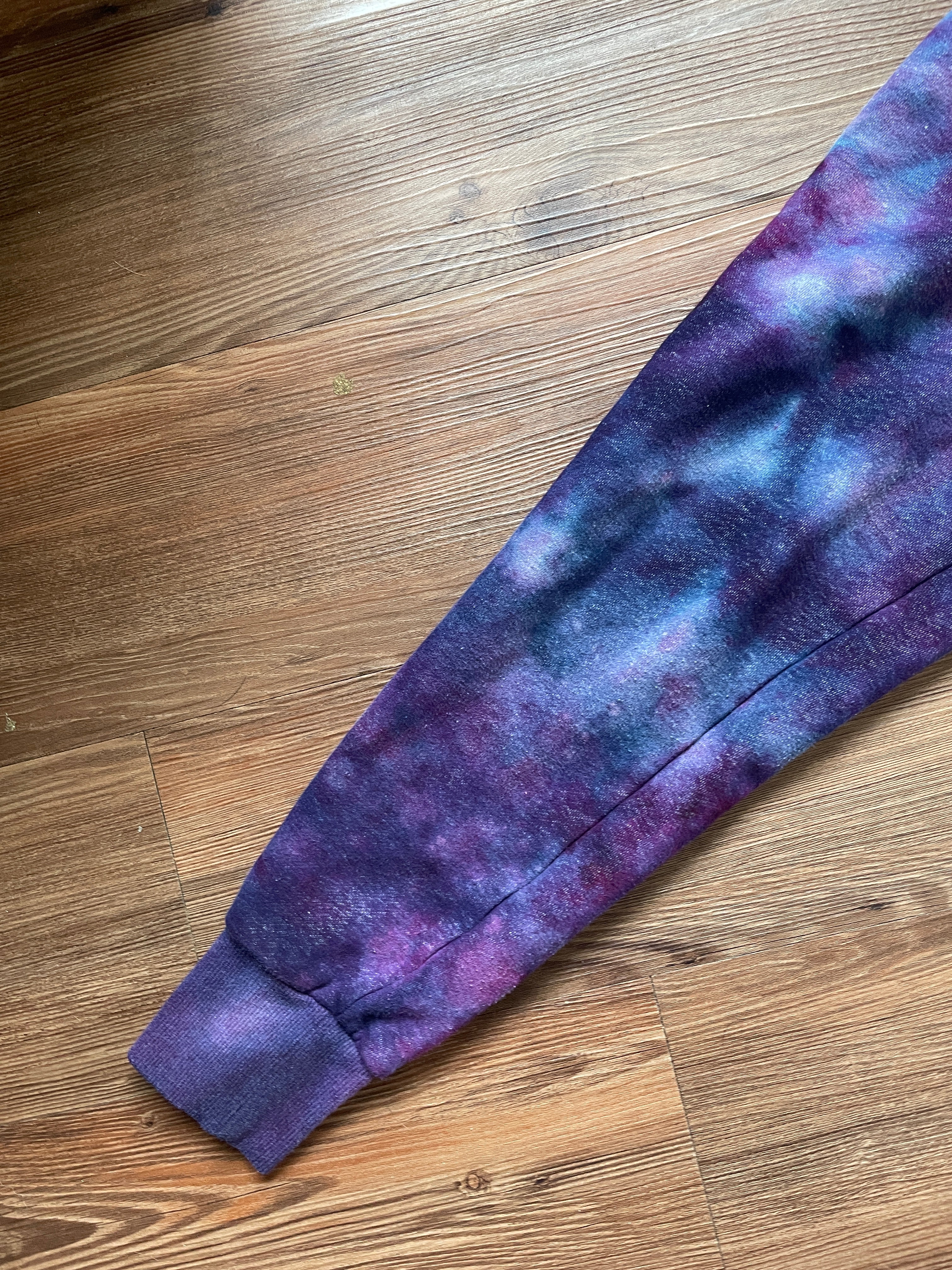 Small Women's Fila Galaxy Tie Dye Sweatpants with Pockets | Shades of Blue and Purple Ice Dye Pants
