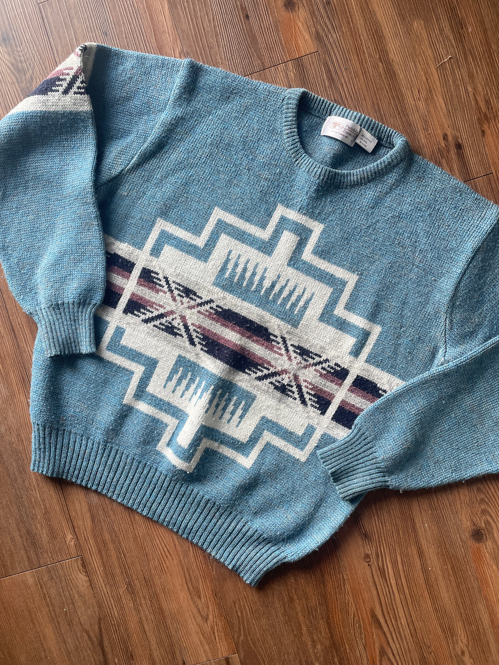 Women’s Medium Vintage Pebble Beach Southwest Blue Geometric Knit Sweater