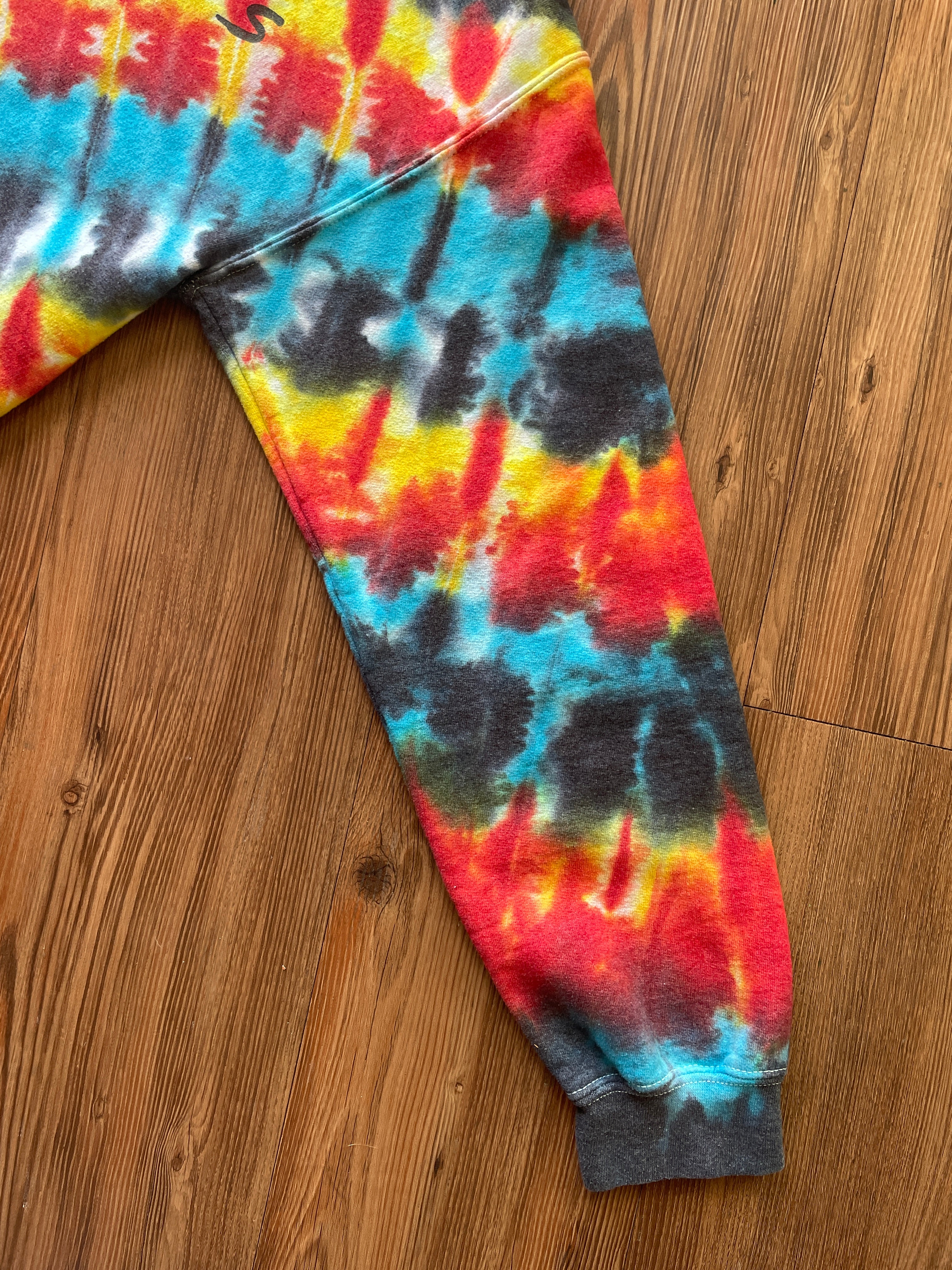 MEDIUM Women's Friends Red, White, Yellow, and Black Tie Dye Cropped Crewneck Sweatshirt