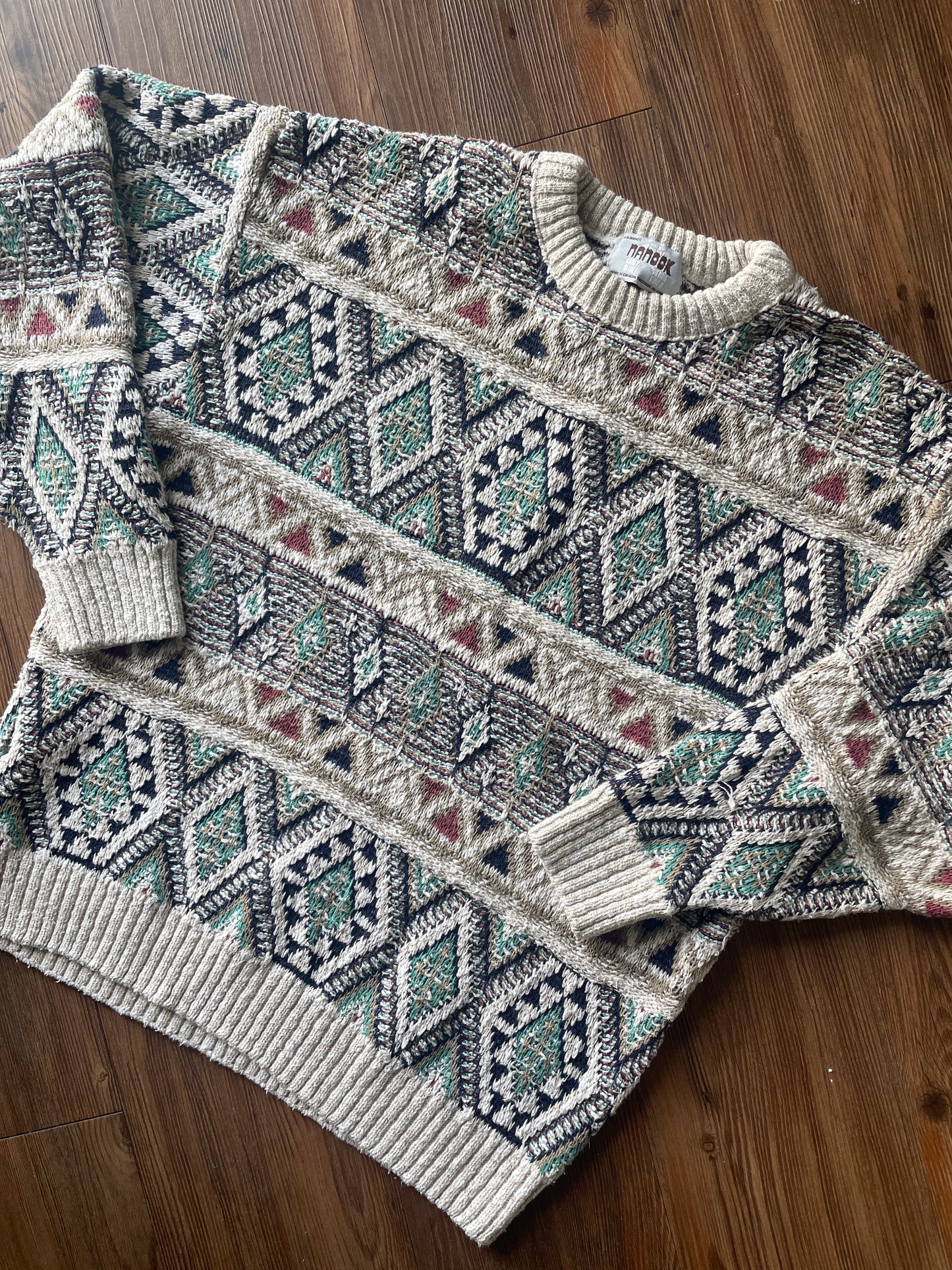 Large Men’s Nanook Vintage Chunky Knit Geometric Striped Sweater