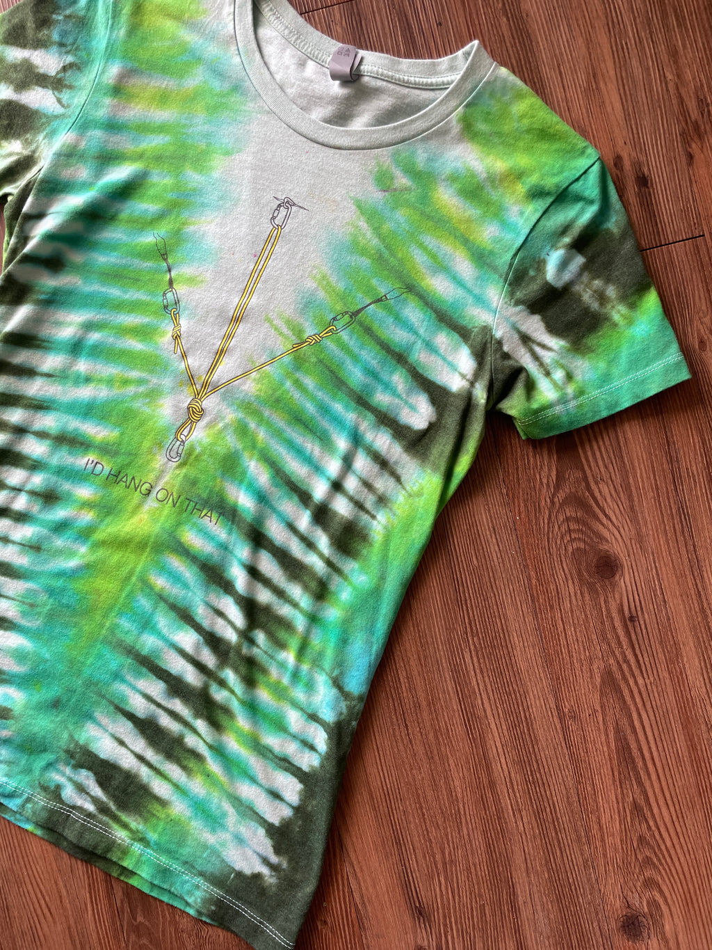 LARGE Women’s Petzl I'd Hang On That Rock Climbing Anchor Tie Dye T-Shirt | Shades of Green V-Pleated Tie Dye Short Sleeve Top