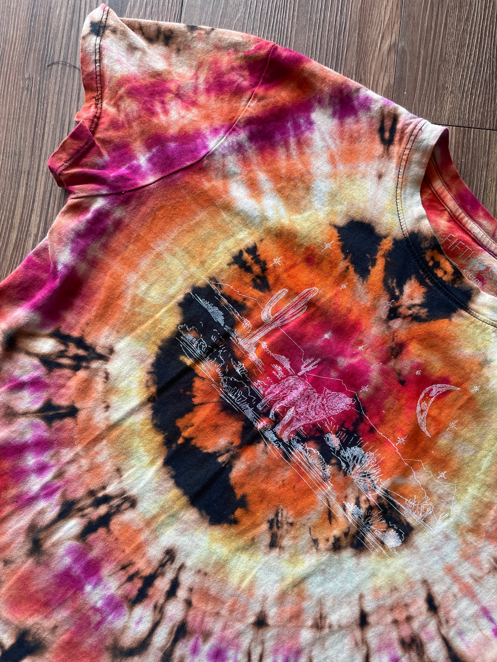 LARGE Women’s Desert Nights Reverse Tie Dye T-Shirt | Black, Pink, and Orange Bleach Dye Short Sleeve Top